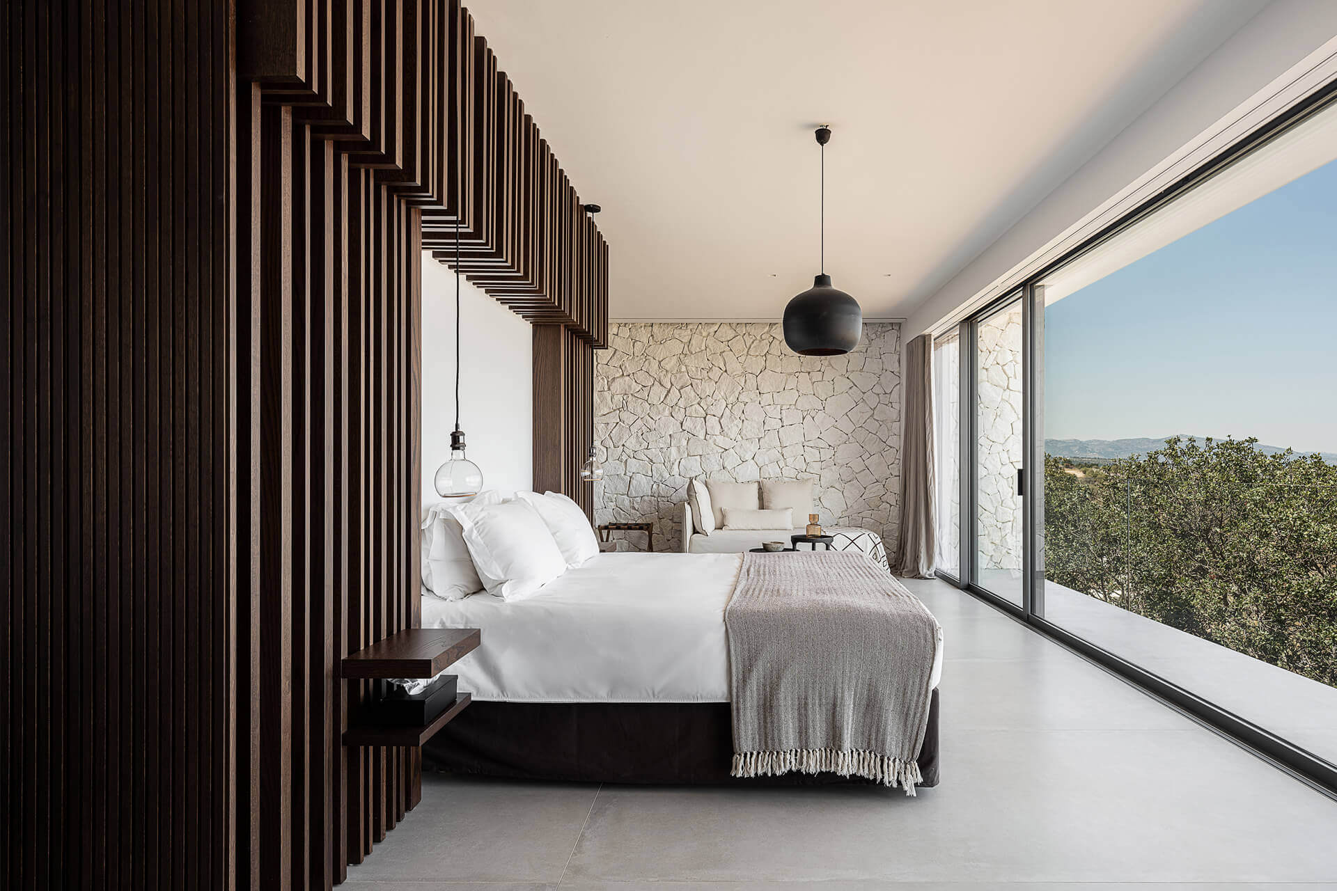 801fa5704b9798a55579563c3e68ac855fb28583.jpg