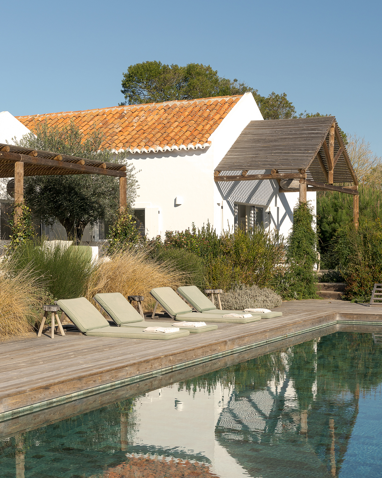 villa-ayina_beachhouse_comporta-setubal-portugal_exterior-detail.jpg