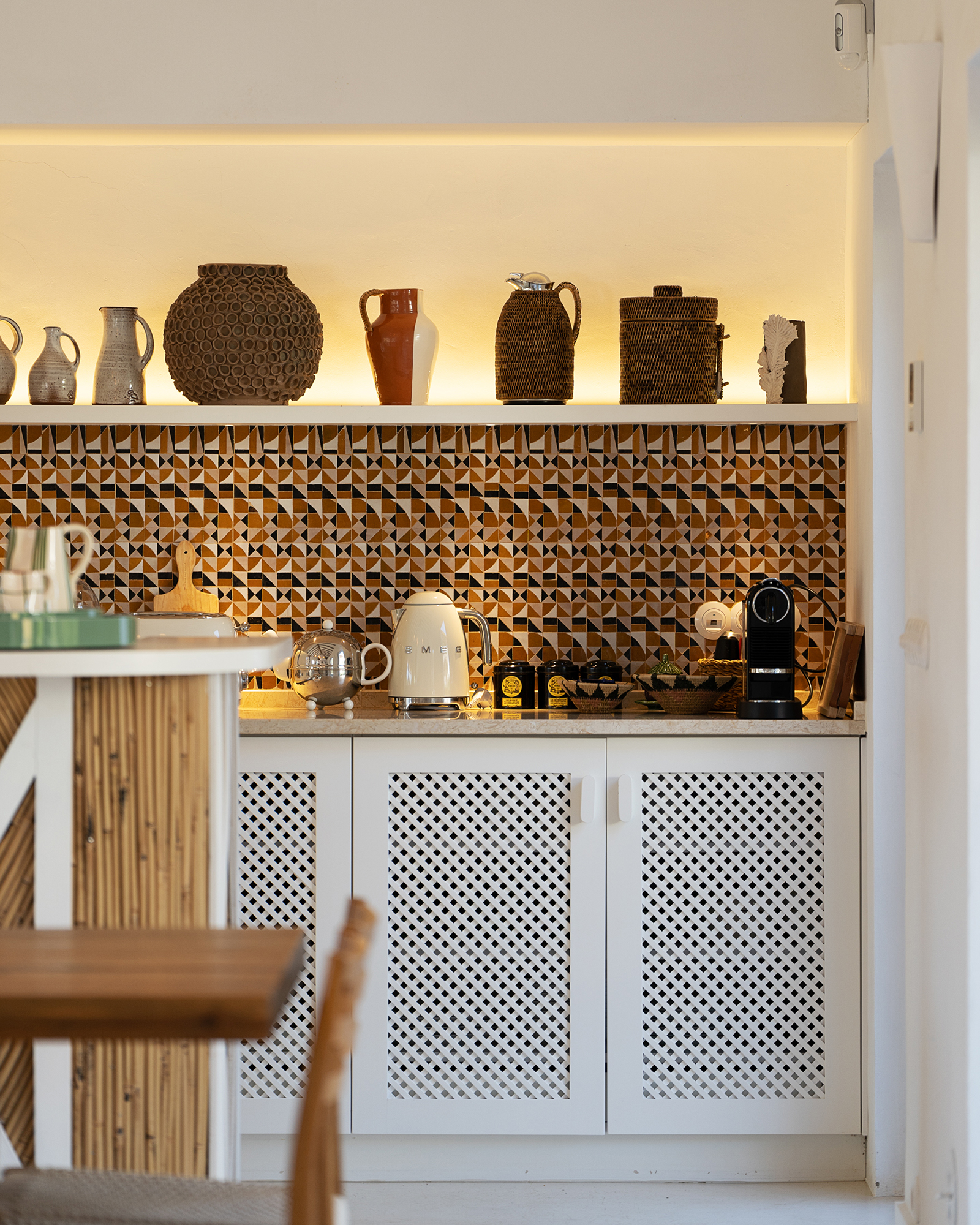 villa-ayina_beachhouse_comporta-setubal-portugal_interior-kitchen-detail.jpg