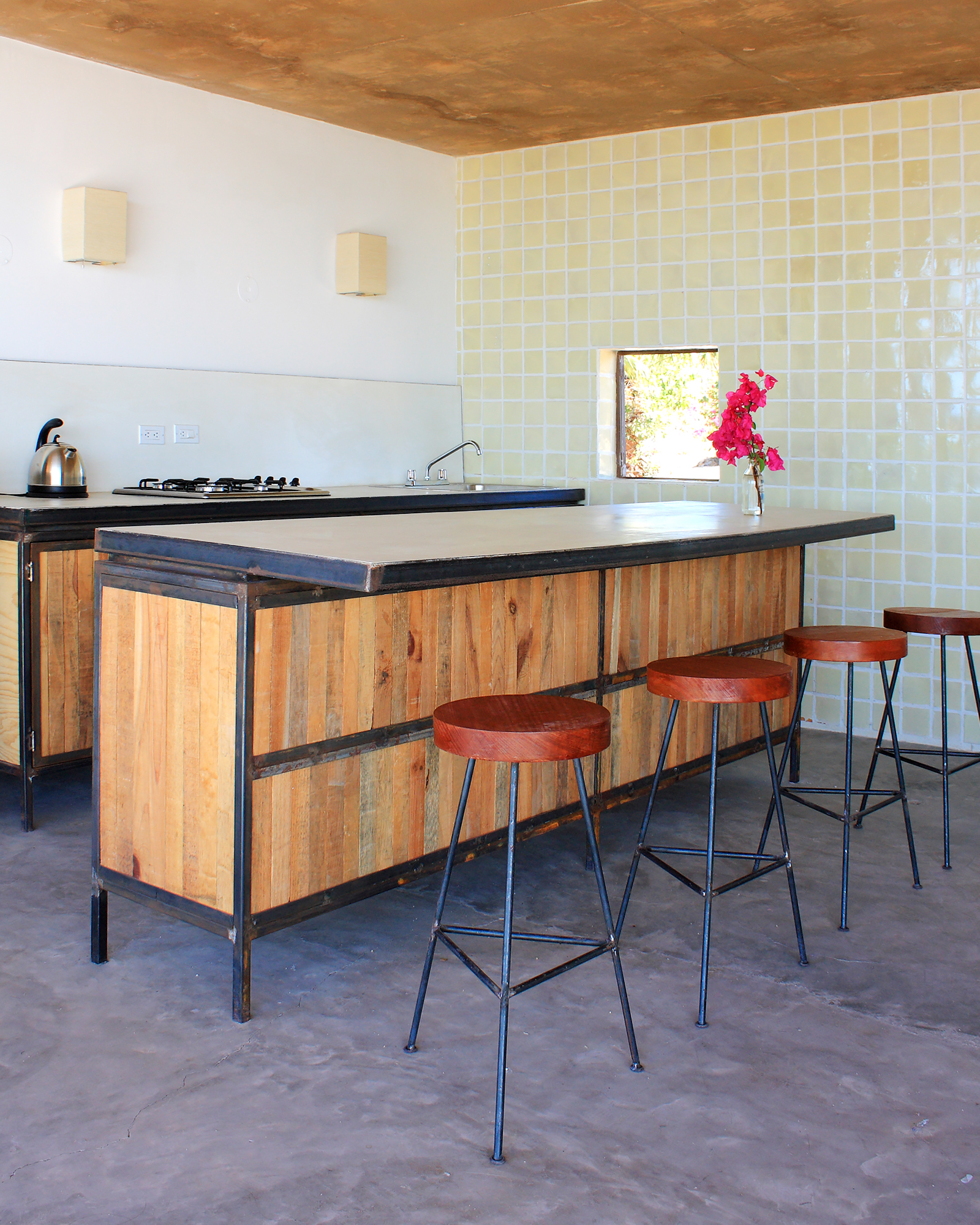 casa-rustika_beach-house_todos-santos-bcs-mexico_interior-table.jpg