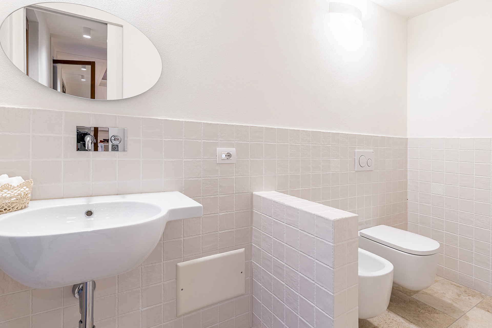 le-langhe_villa_piedmont-italy_interior-bathroom-.jpg