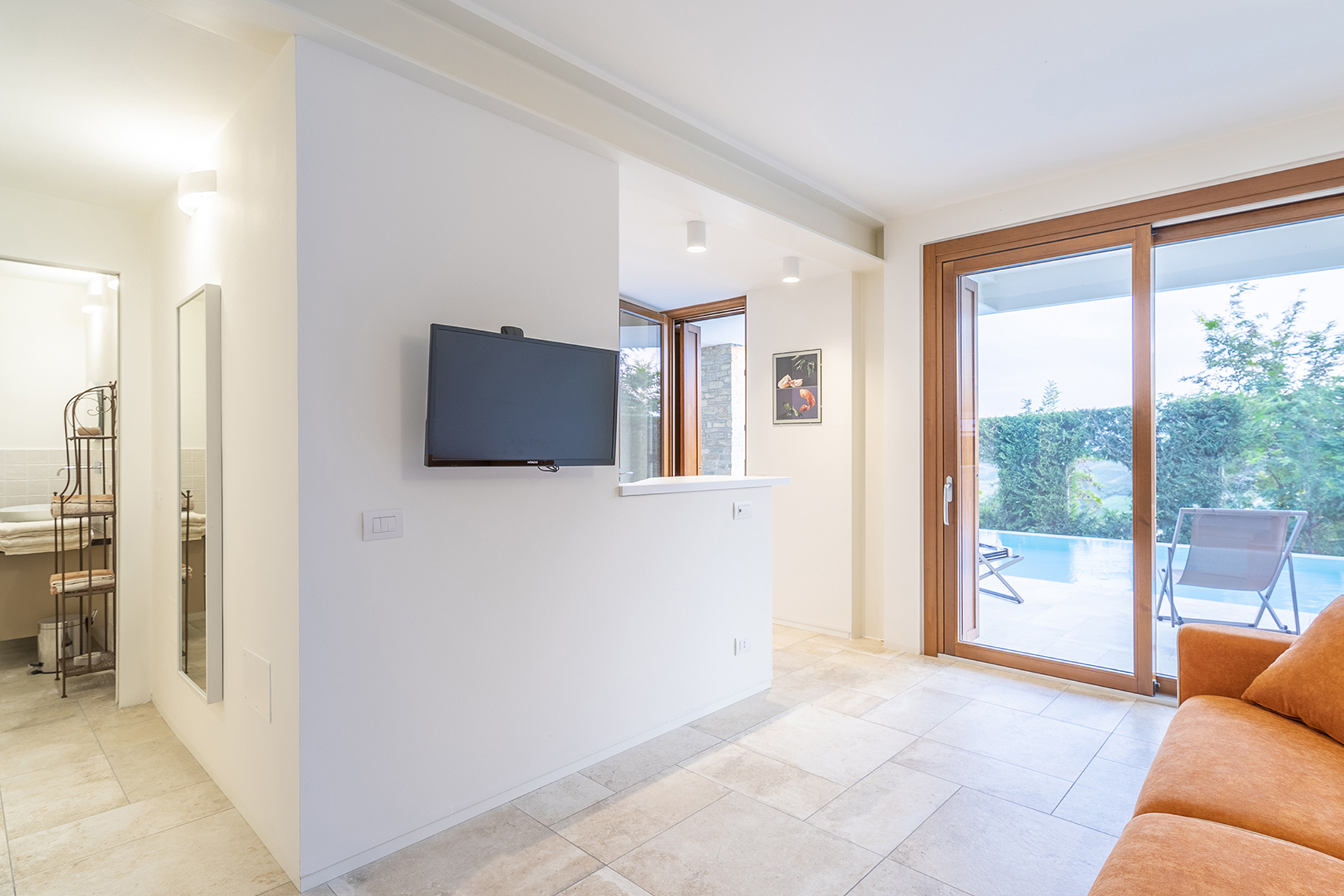 le-langhe_villa_piedmont-italy_interior-room.jpg