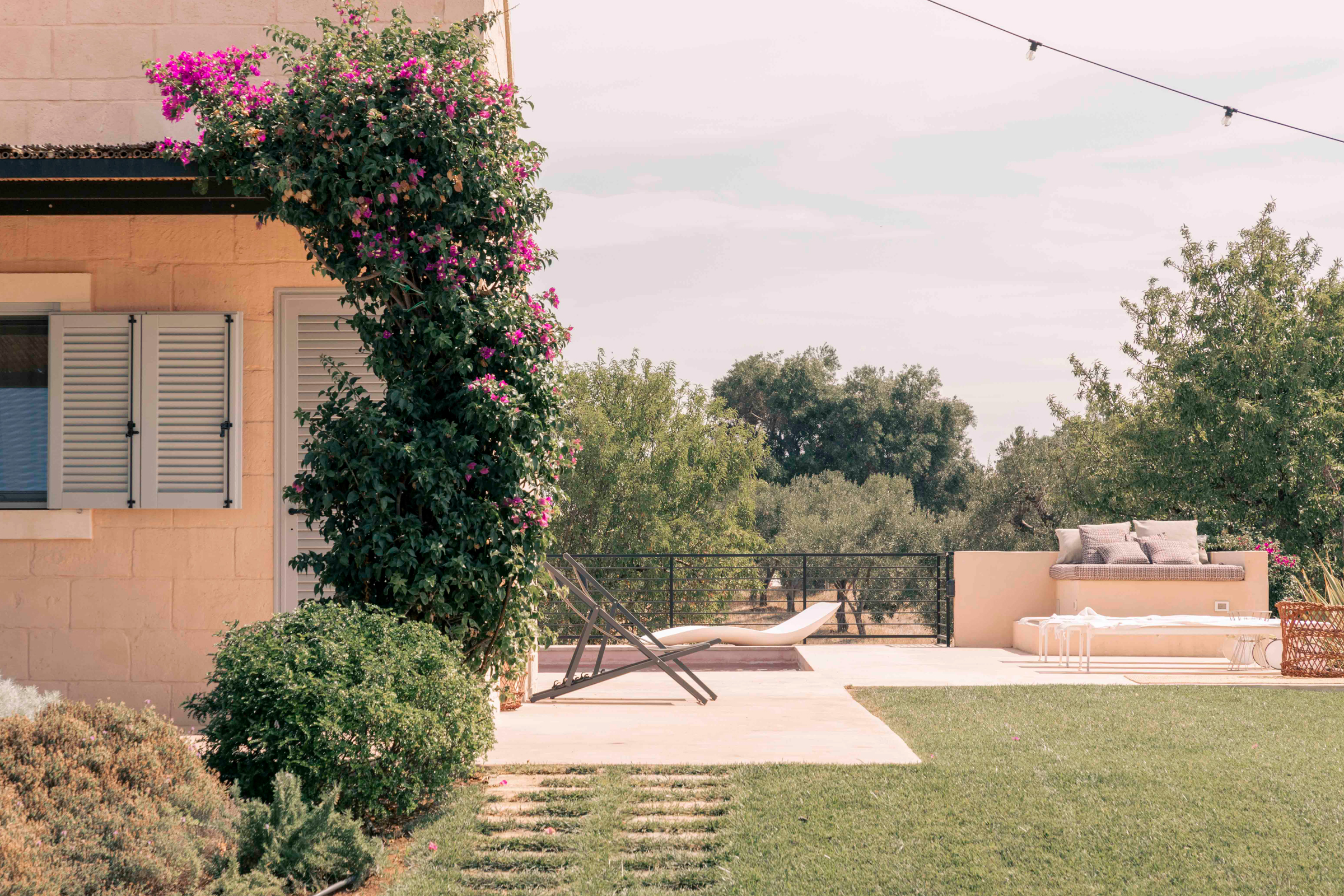 villa-amapulia_ostuni_exterior-deck.jpg