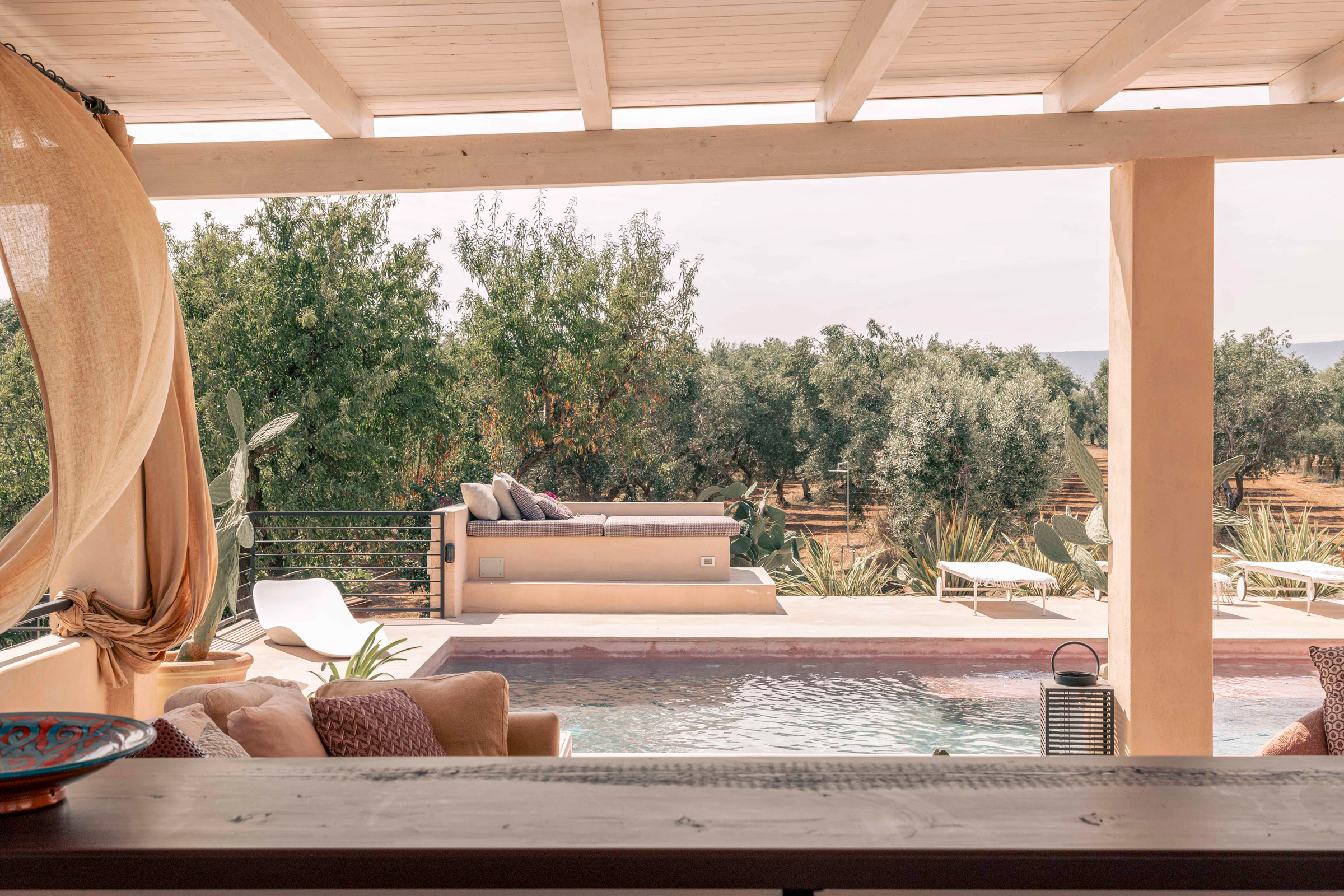 villa-amapulia_ostuni_exterior_terrace-view.jpg