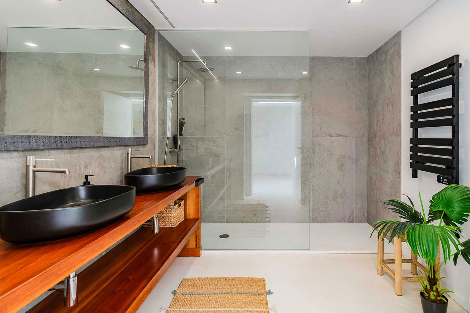 quinta-da-lameirinha-douro-boutique-home_country-house_porto-portugal_interior-bath-room.jpg