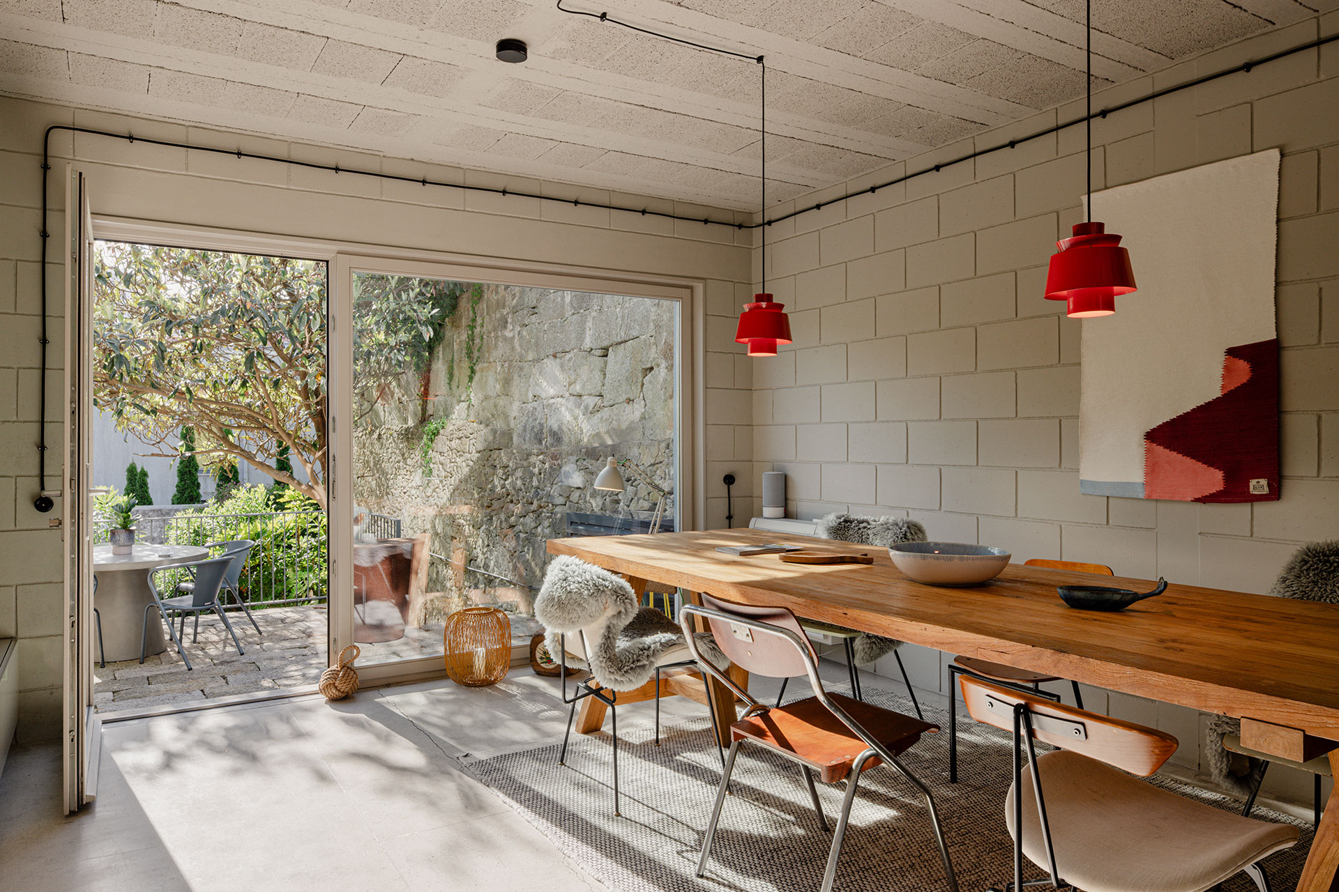 fabrica-no-jardim_house_porto-portugal_interior.jpg