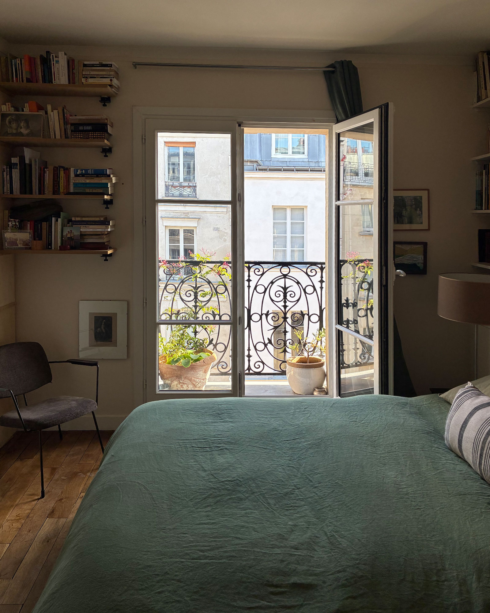 quartier-latin-apartment_studio_paris-france_interior-bedroom-window.jpg