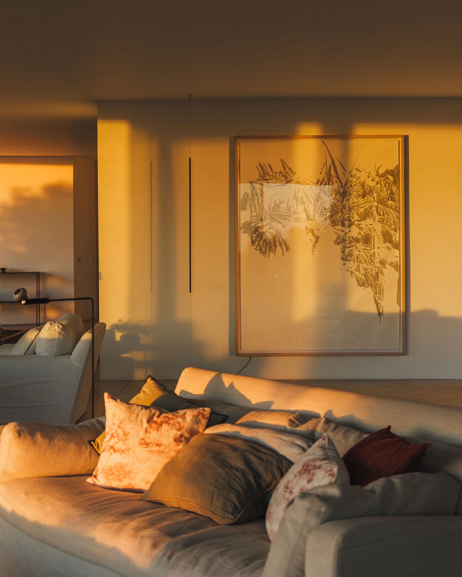 villa-sobreiras-altas_villa_setubal-portugal_interior-painting.jpg