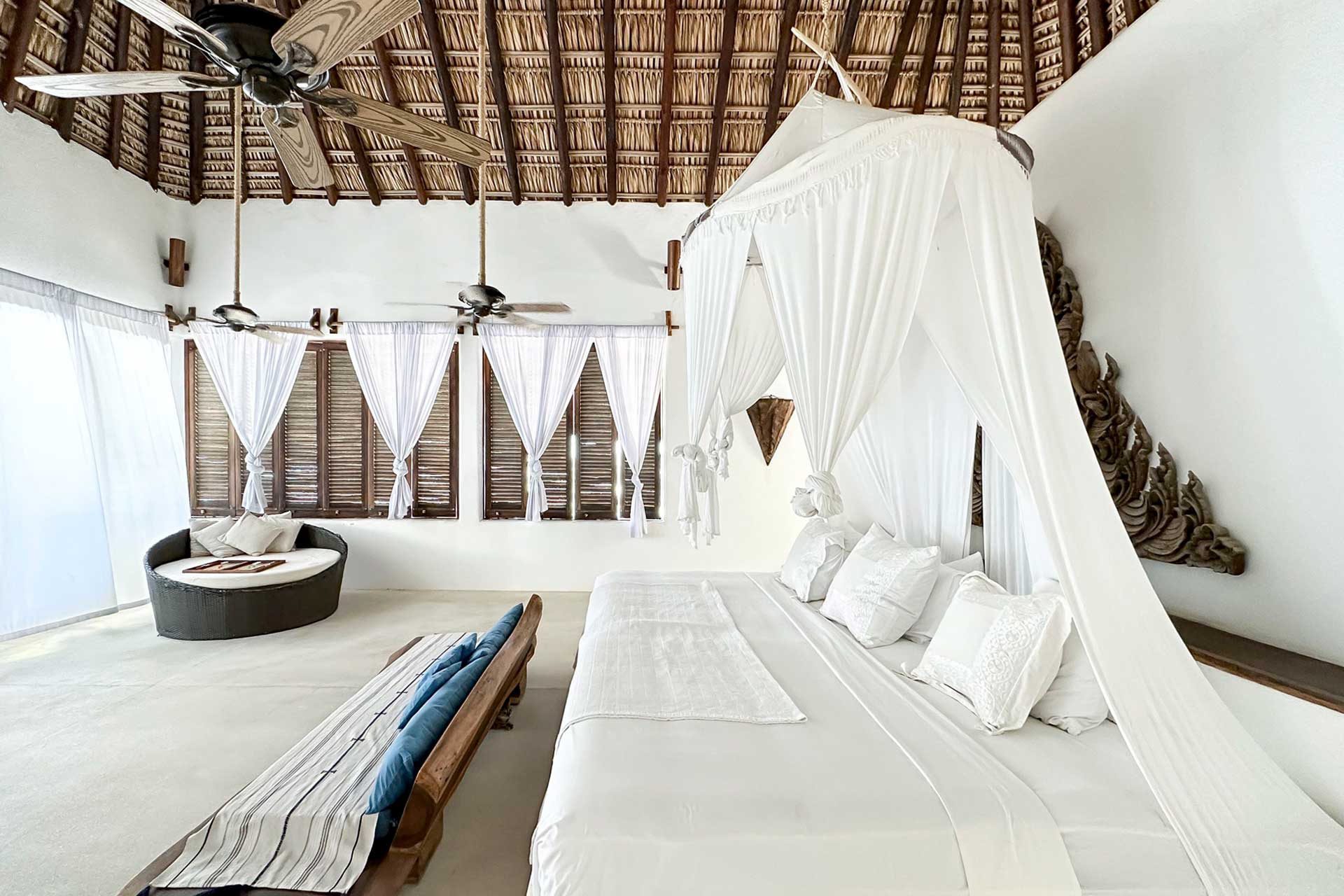 casa-inspiracion_palapa_puerto-escondido-oaxaca-mexico_interior-bedroom.jpg