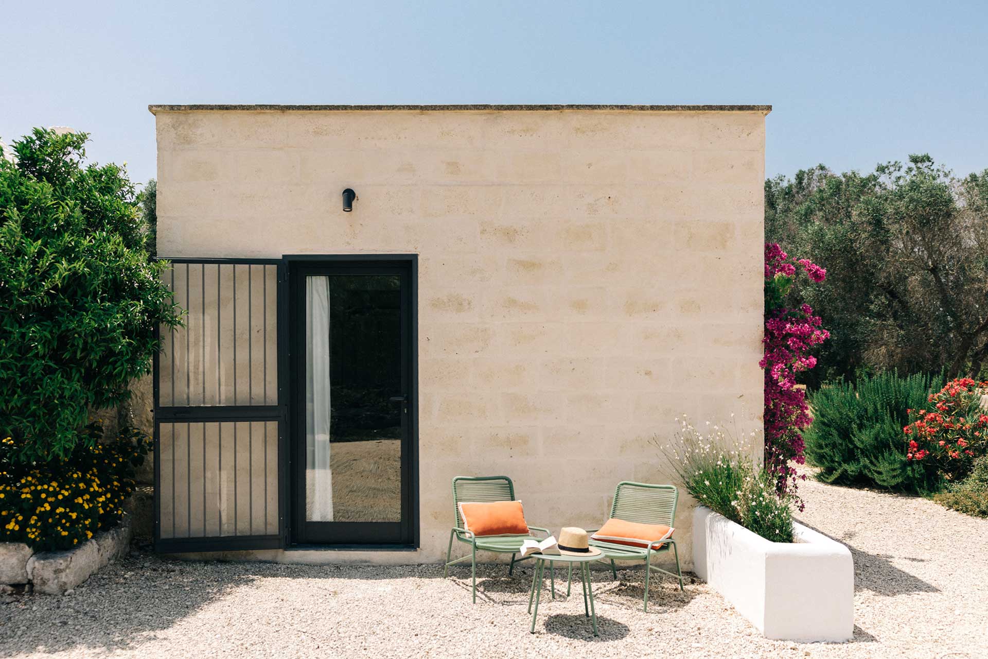 trullo-matteo_trullo_puglia-italy_exterior.jpg