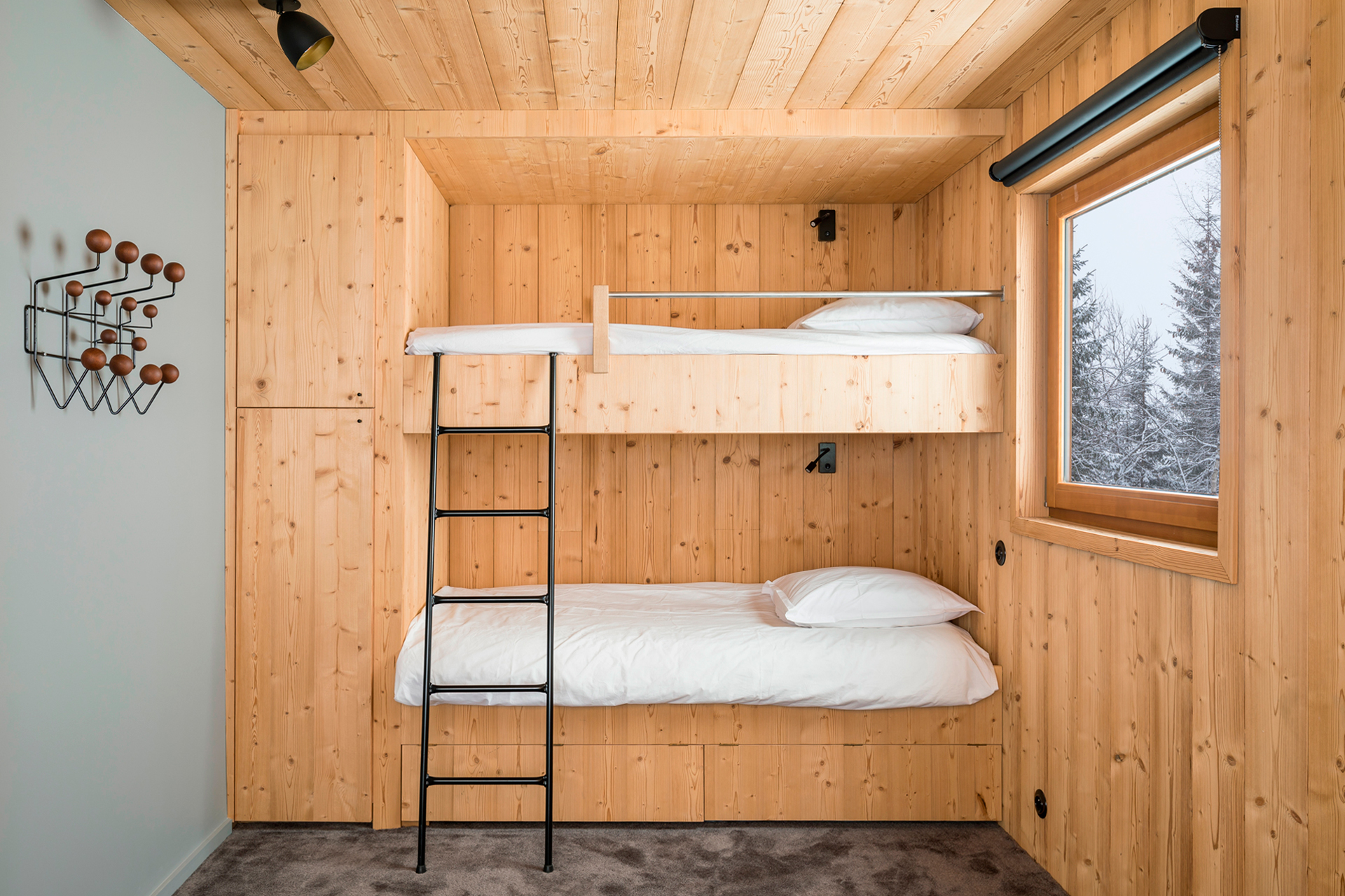 chalet-barma_chalet_manigod-alpes-france_interior-twin-beds.jpg