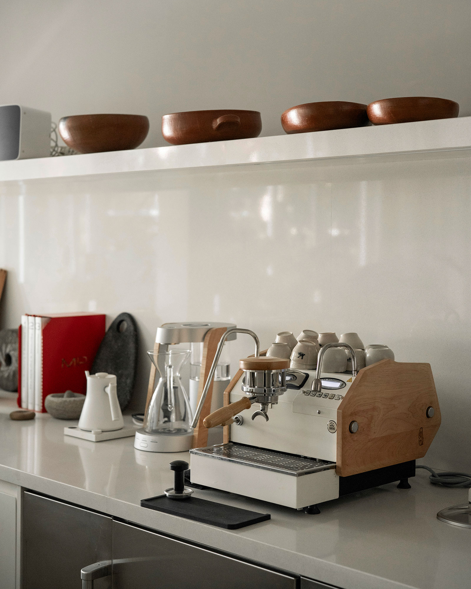 casa-teo-2_apartment_mexico-city-mexico_interior-kitchen-coffee.jpg