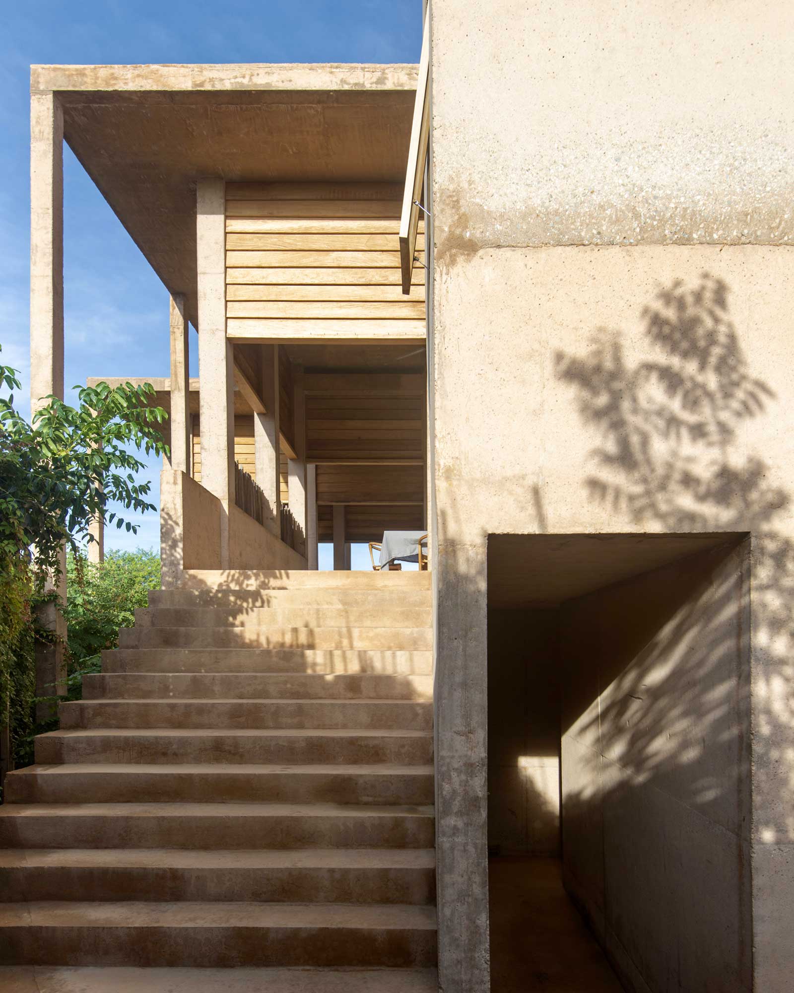 casa-naya_villa_oaxaca-mexico_exterior-facade-stairs.jpg