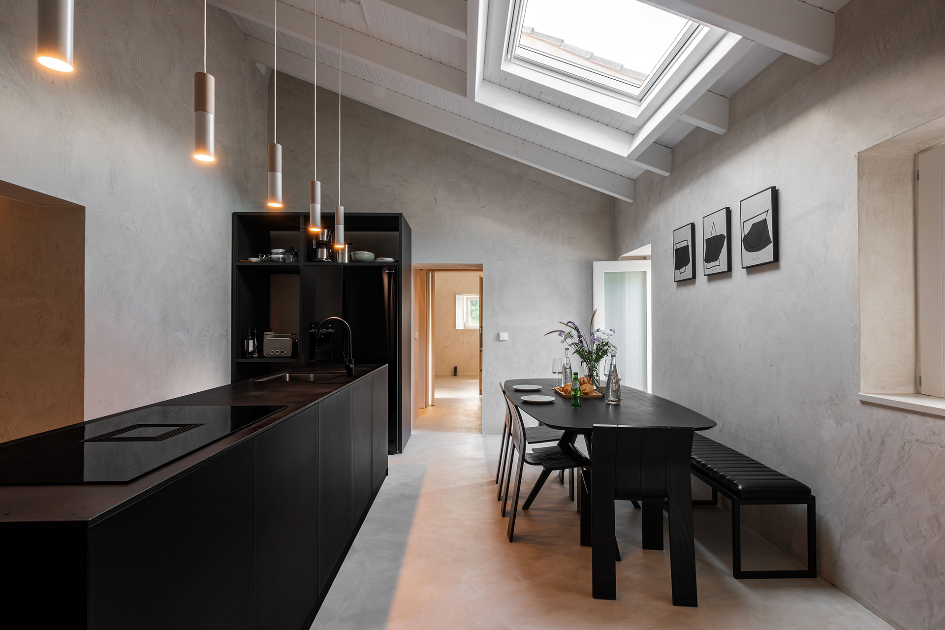 quinta-da-lila-the-yellow-house_estate_Faro-District-portugal_interior-kitchen.jpg