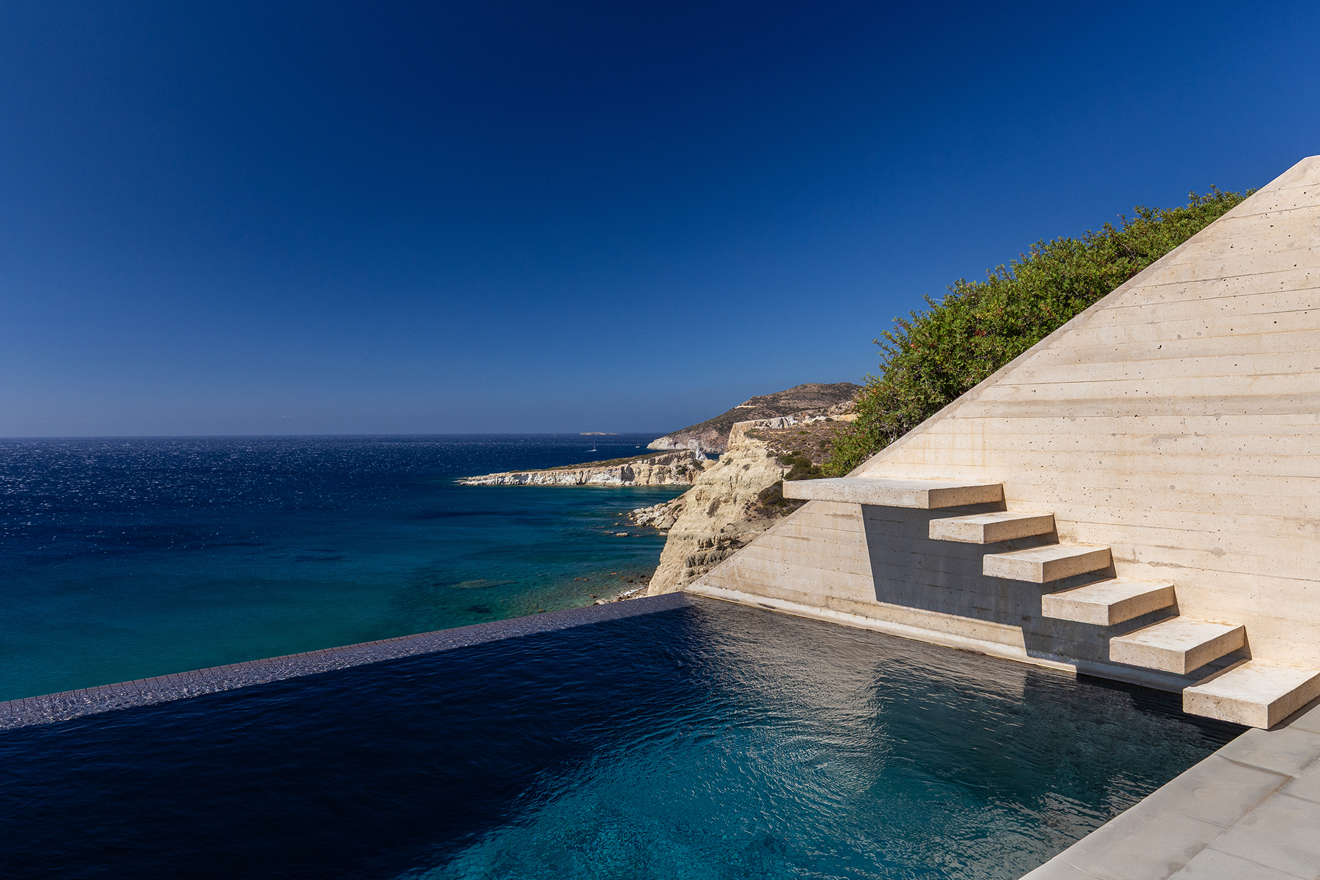 villa-zephyria_villa_milos-greece_exterior-pool-design.jpg
