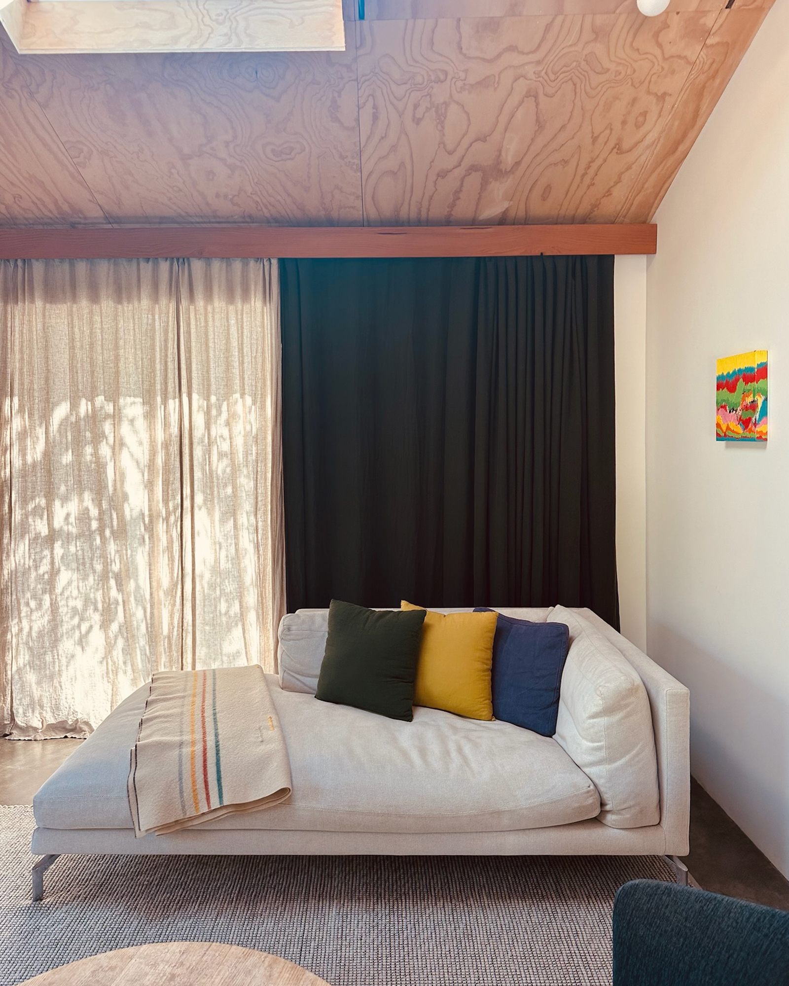 modern-east-end-studio_studio_california-usa_interior-design-detail.jpg
