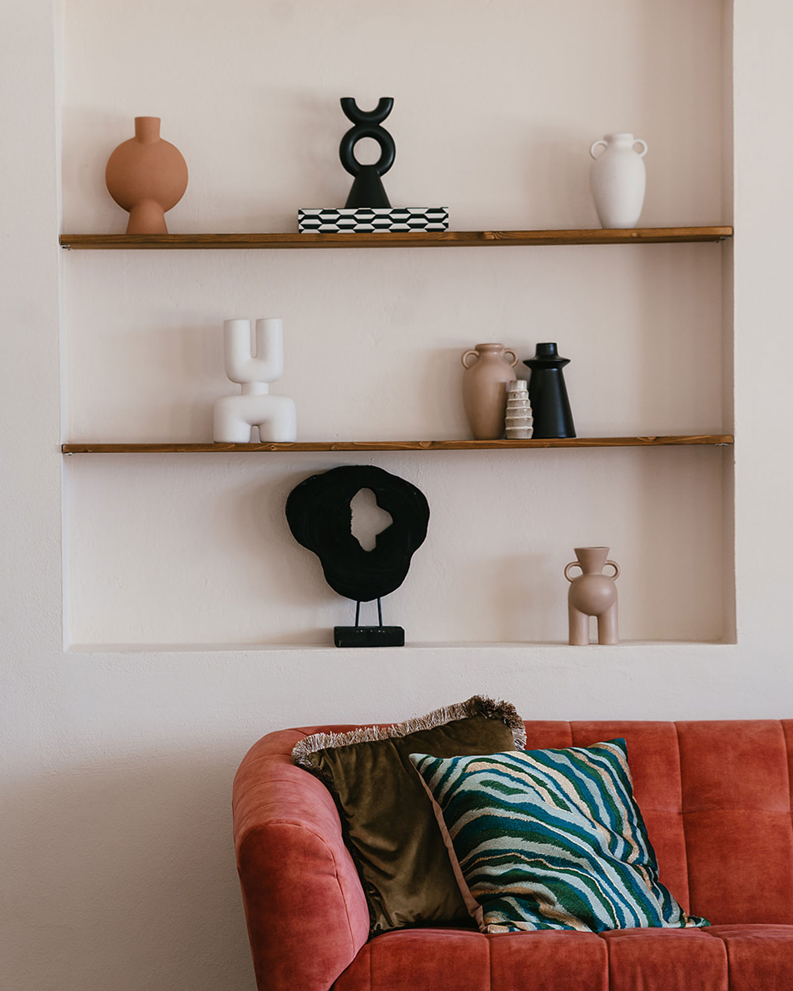 villa-maillard_house_Sardinia-italy_interior-decor.jpg