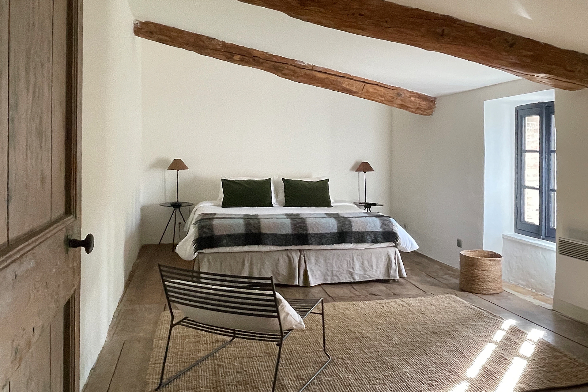 montlaur-cottage_cottage_occitanie-france_interior-bedroom.jpg