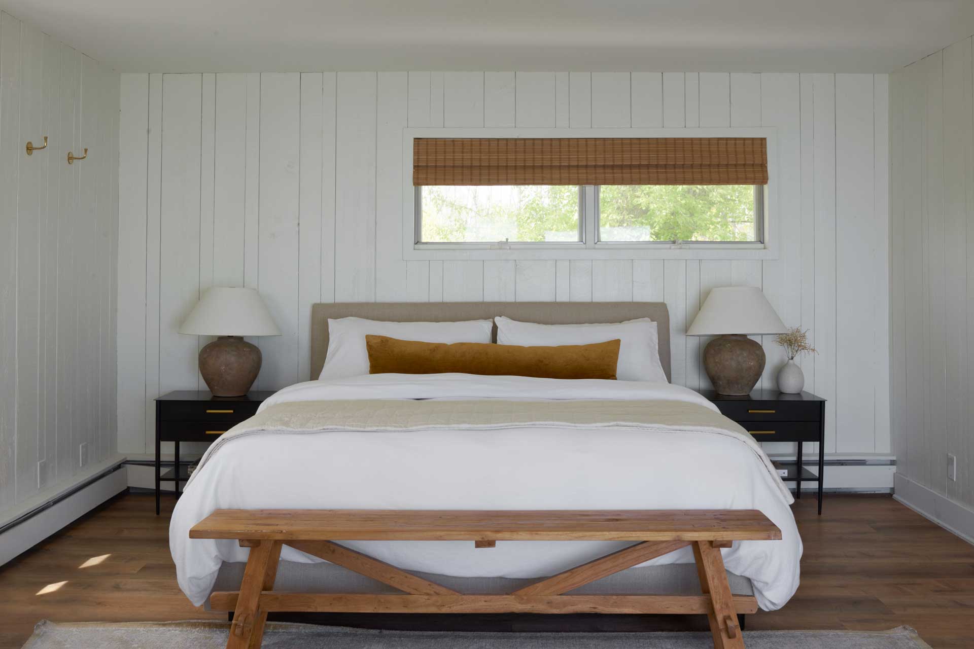 the-asher_house_wisconsin-usa_interior-bed.jpg