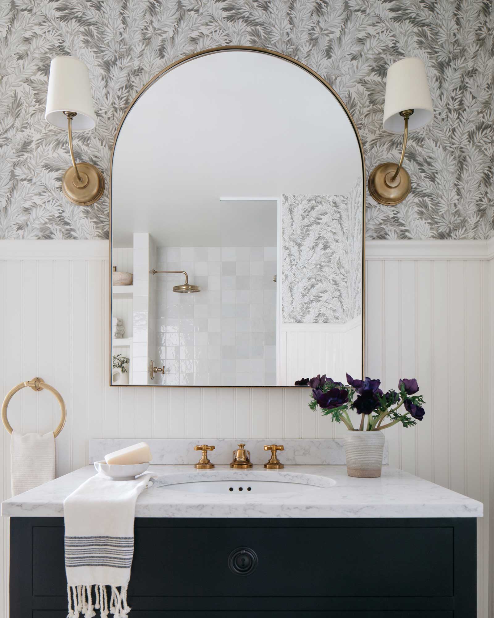 the-asher_house_wisconsin-usa_interior-mirror.jpg