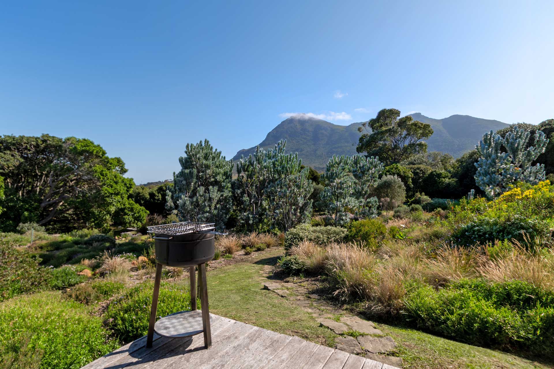 kinghorns-gardens-luxury-retreat-and-farm-garden_estate_cape-town-south-africa_exterior-grill.jpg