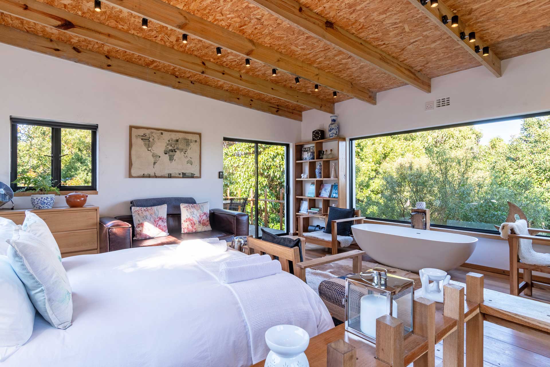 kinghorns-gardens-luxury-retreat-and-farm-garden_estate_cape-town-south-africa_interior-bedroom.jpg