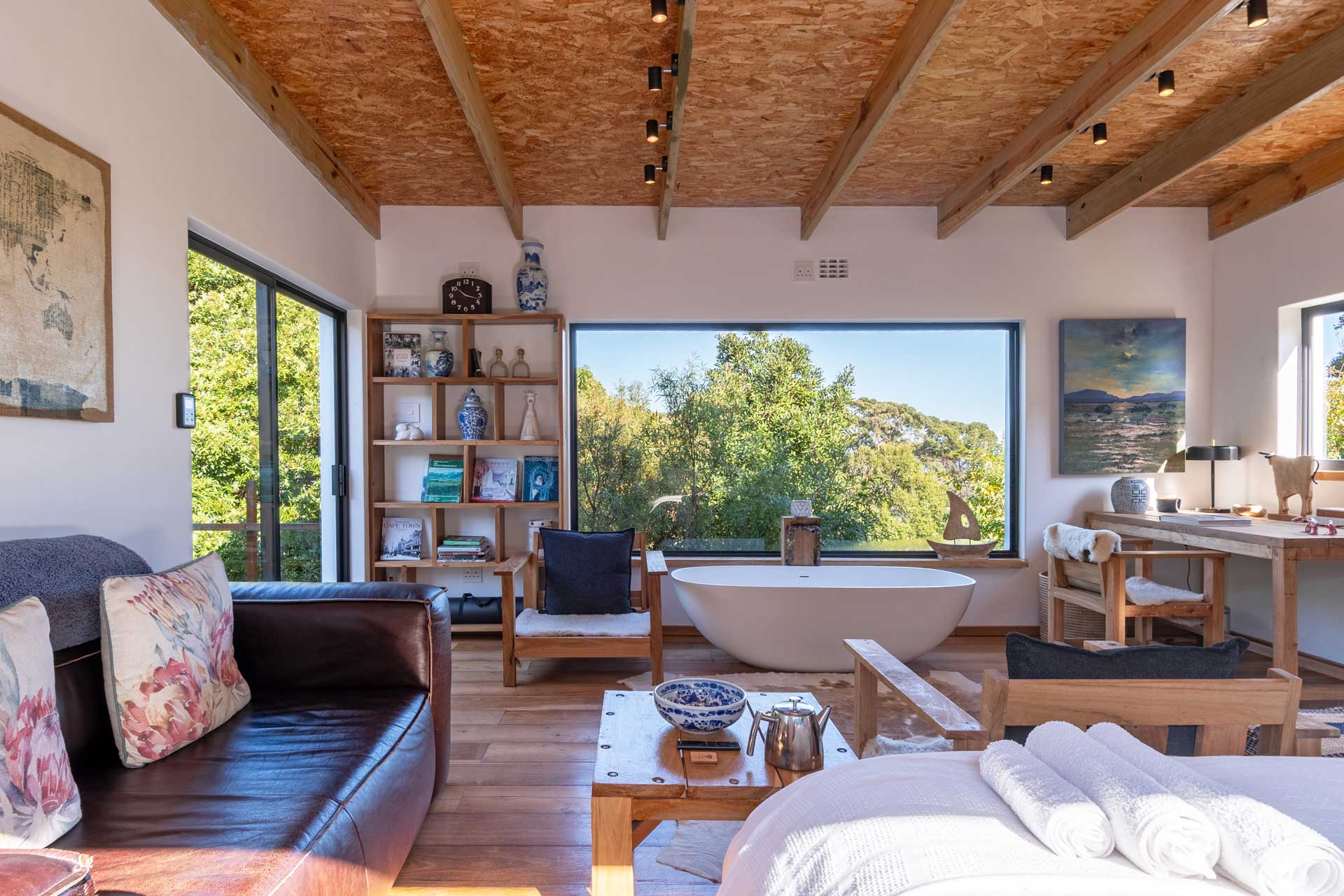 kinghorns-gardens-luxury-retreat-and-farm-garden_estate_cape-town-south-africa_interior-bedroom-design.jpg