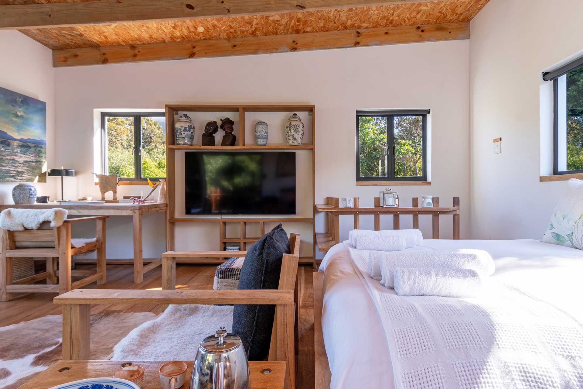 kinghorns-gardens-luxury-retreat-and-farm-garden_estate_cape-town-south-africa_interior-bedroom-space.jpg