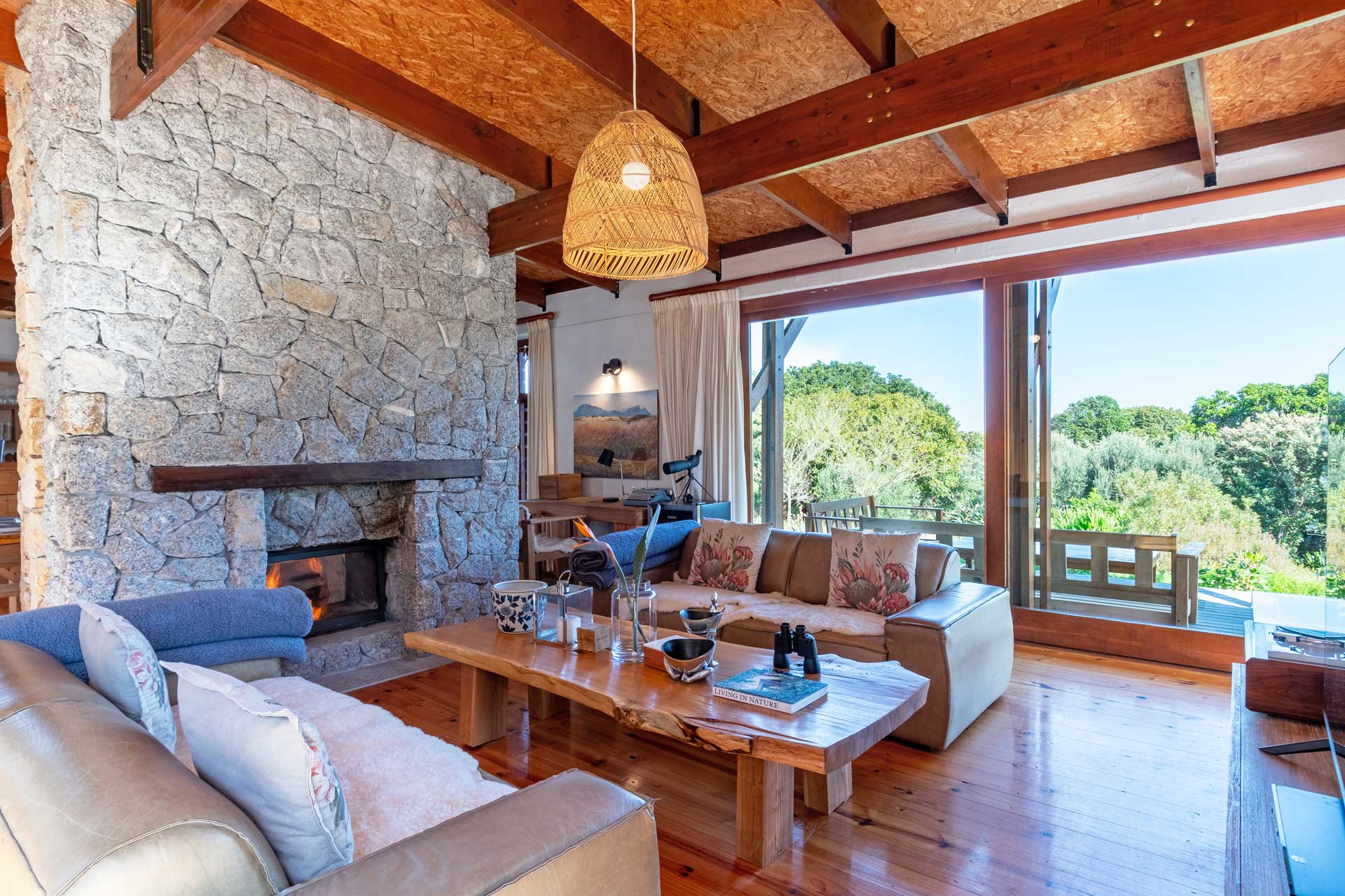 kinghorns-gardens-luxury-retreat-and-farm-garden_estate_cape-town-south-africa_main-house-interior.jpg