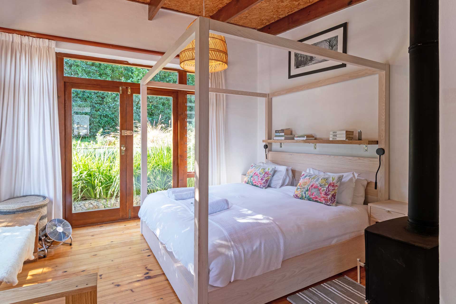 kinghorns-gardens-luxury-retreat-and-farm-garden_estate_cape-town-south-africa_main-house-interior-bedroom.jpg