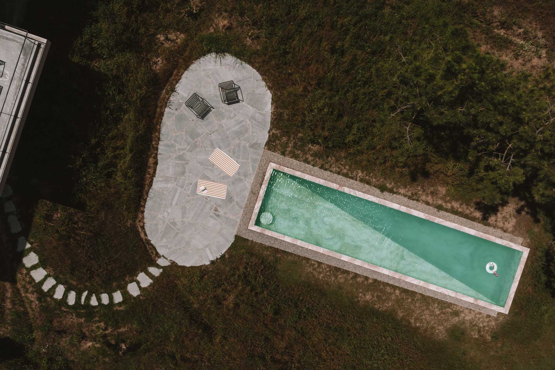 casa-plaj_villa_lisbon-portugal_exterior-drone.jpg