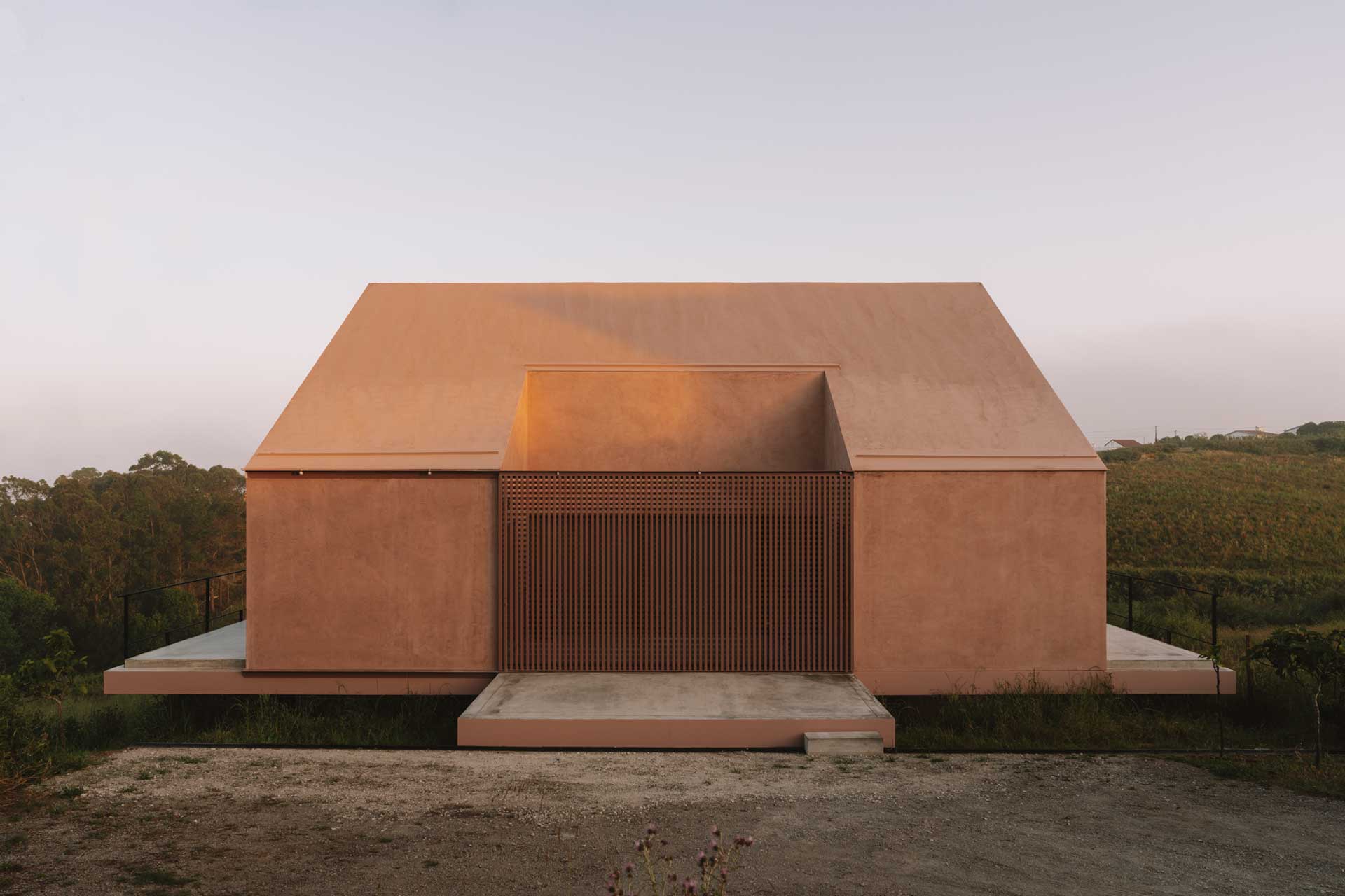 casa-plaj_villa_lisbon-portugal_exterior-facade-design.jpg