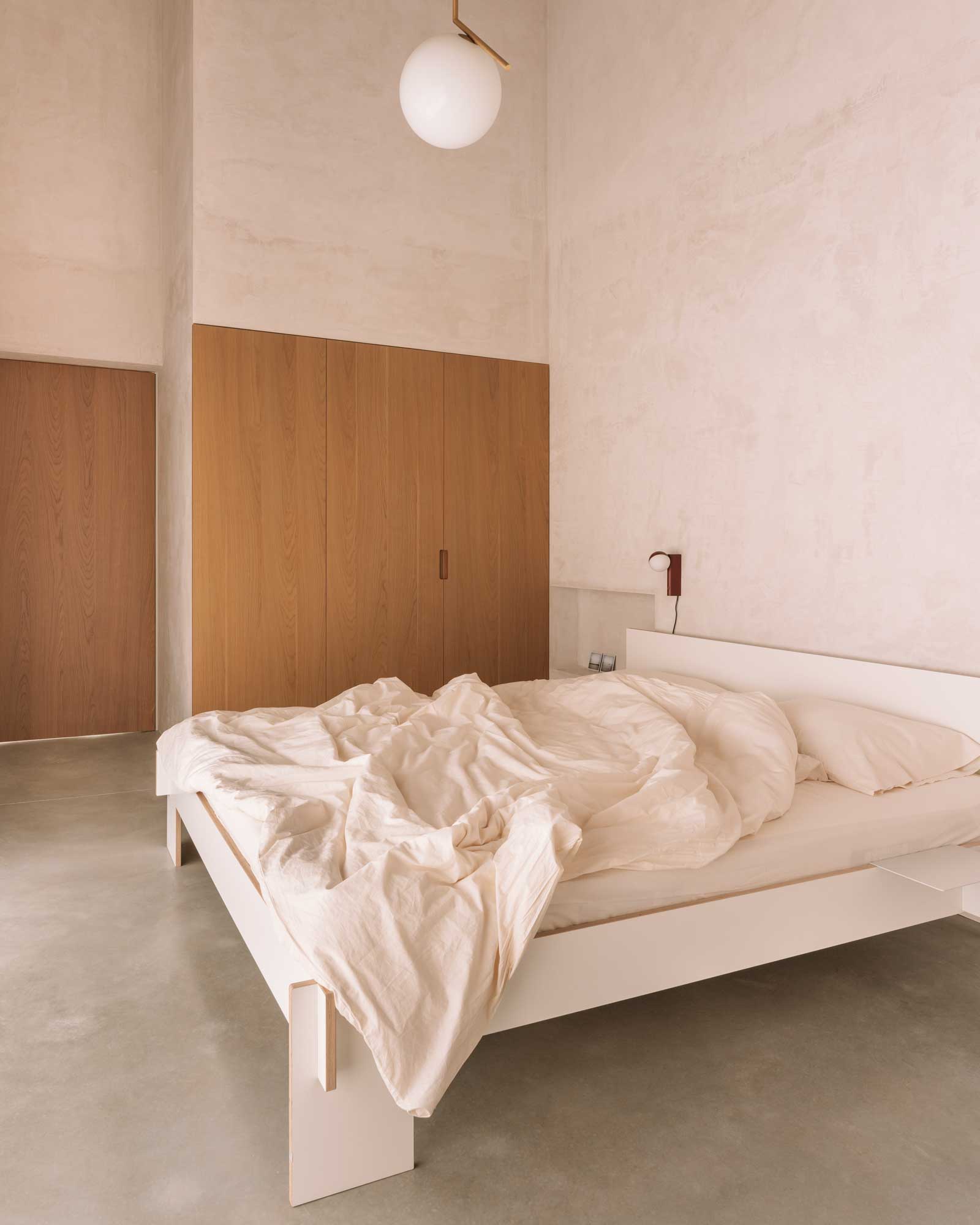 casa-plaj_villa_lisbon-portugal_interior-bed.jpg