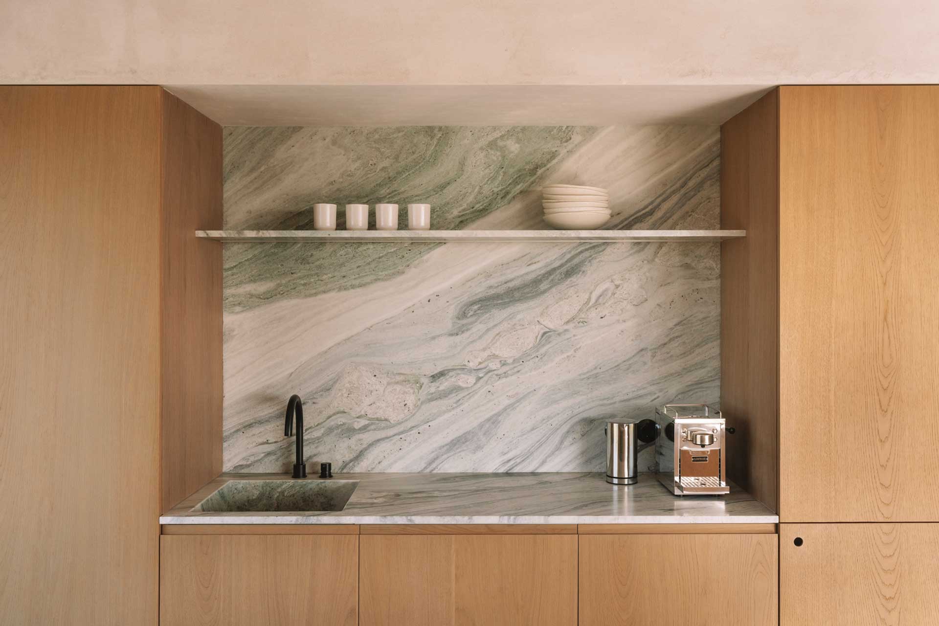 casa-plaj_villa_lisbon-portugal_interior-kitchen.jpg