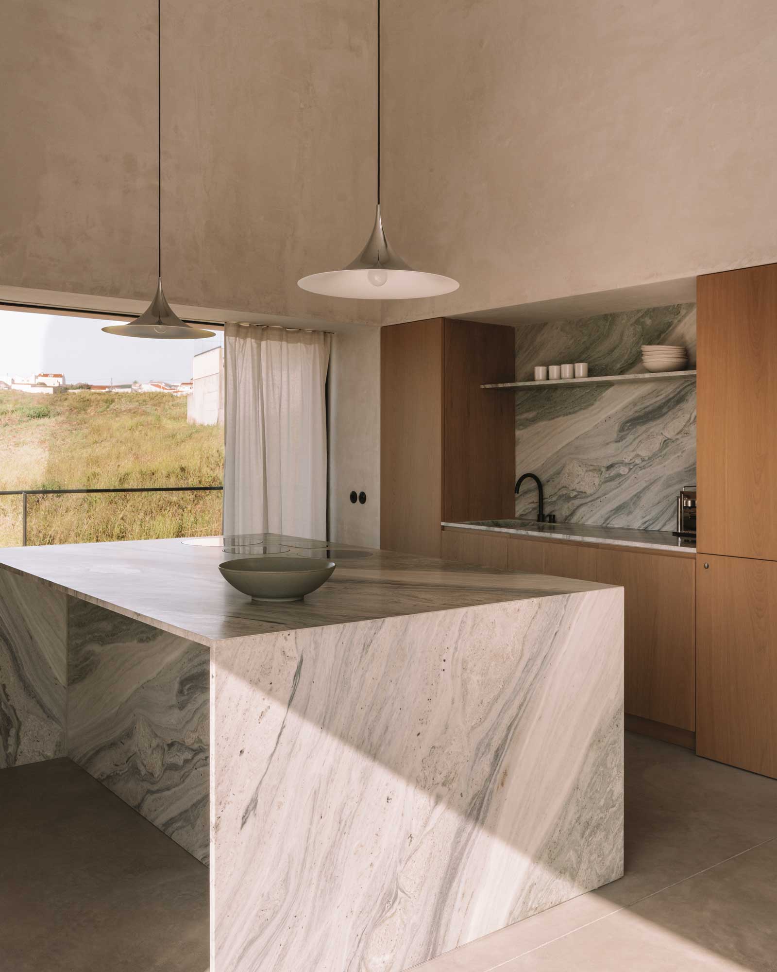 casa-plaj_villa_lisbon-portugal_interior-kitchen-space.jpg