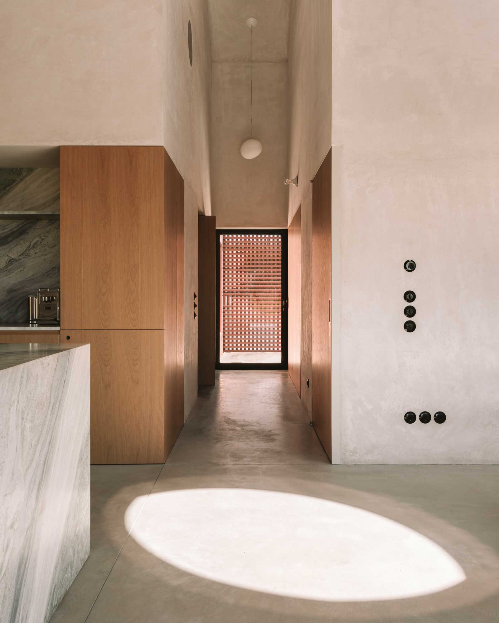 casa-plaj_villa_lisbon-portugal_interior-light.jpg