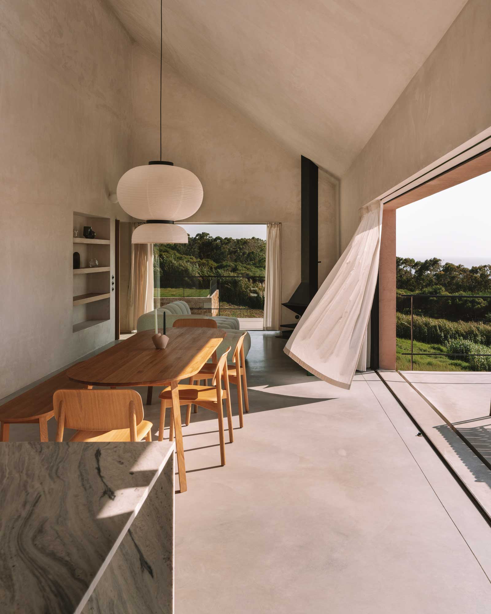 casa-plaj_villa_lisbon-portugal_interior-living-room.jpg