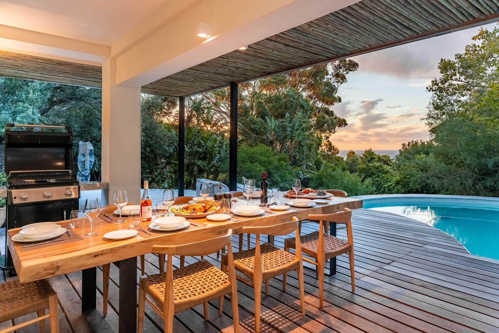 river42-camps-bay_villa_cape-town-south-africa_exterior-table-view.jpg