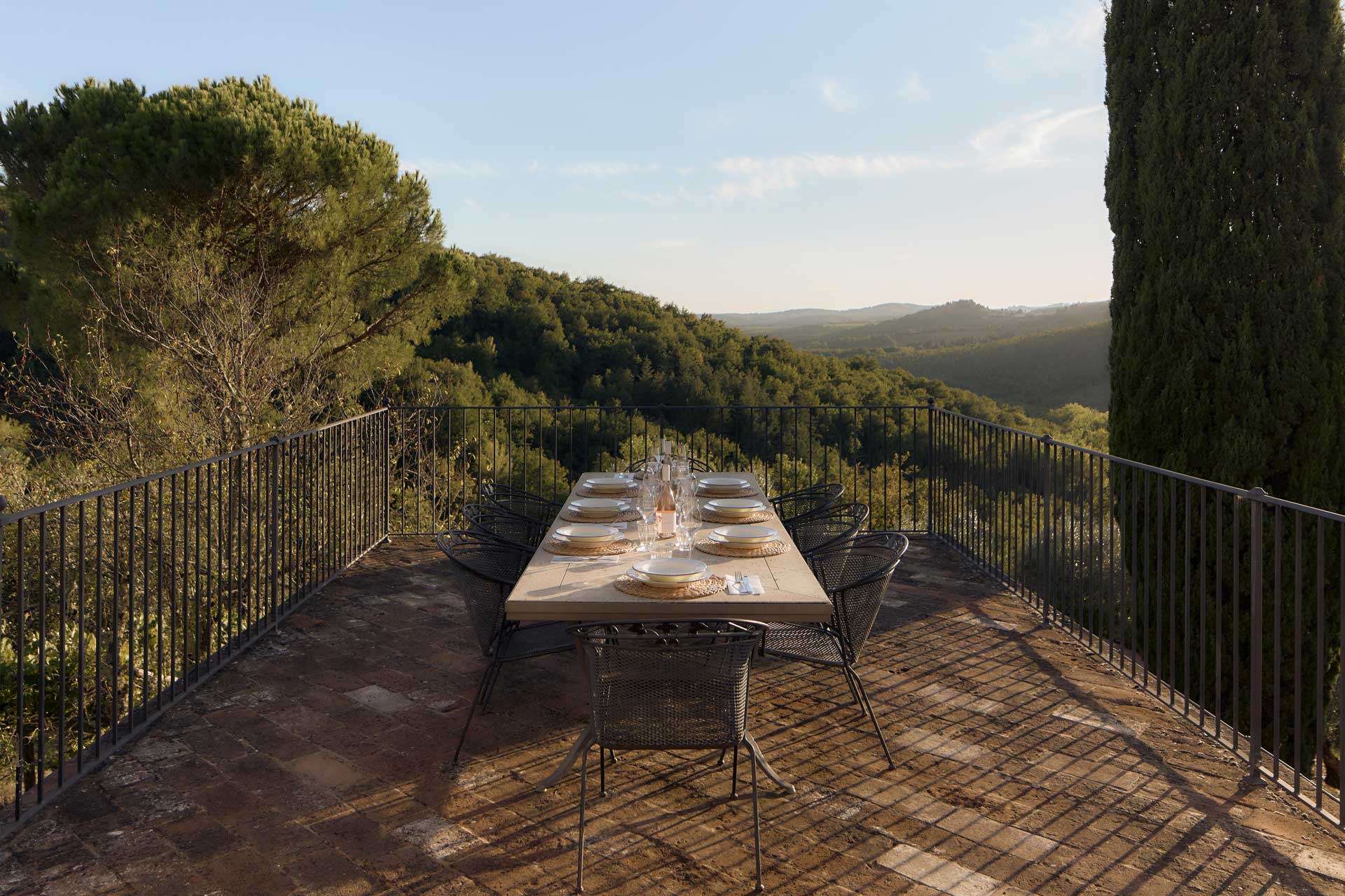 fattoria-valtellina_country-house_tuscany-italy_exterior-view.jpg