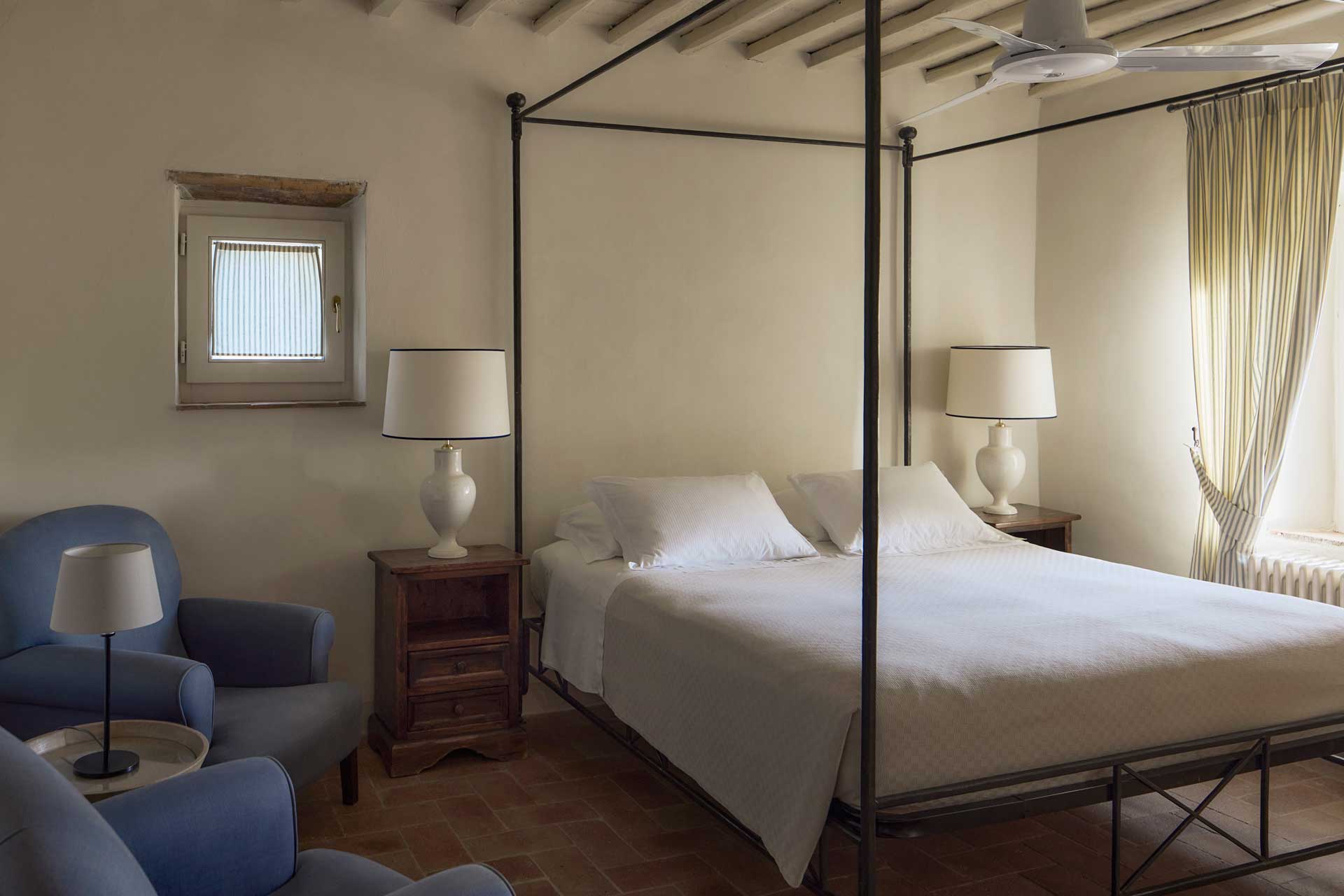 fattoria-valtellina_country-house_tuscany-italy_interior-bedroom-space.jpg