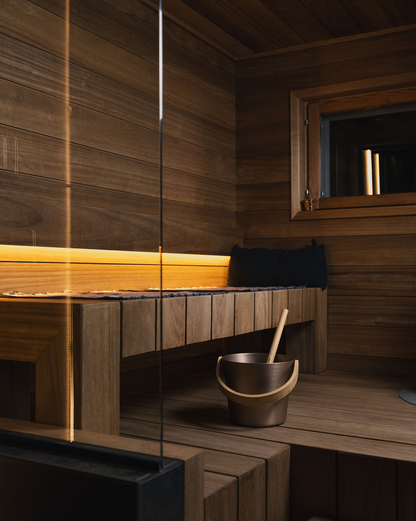 chalet-utsu_chalet_lapland-finland_interior-sauna-detail.jpg