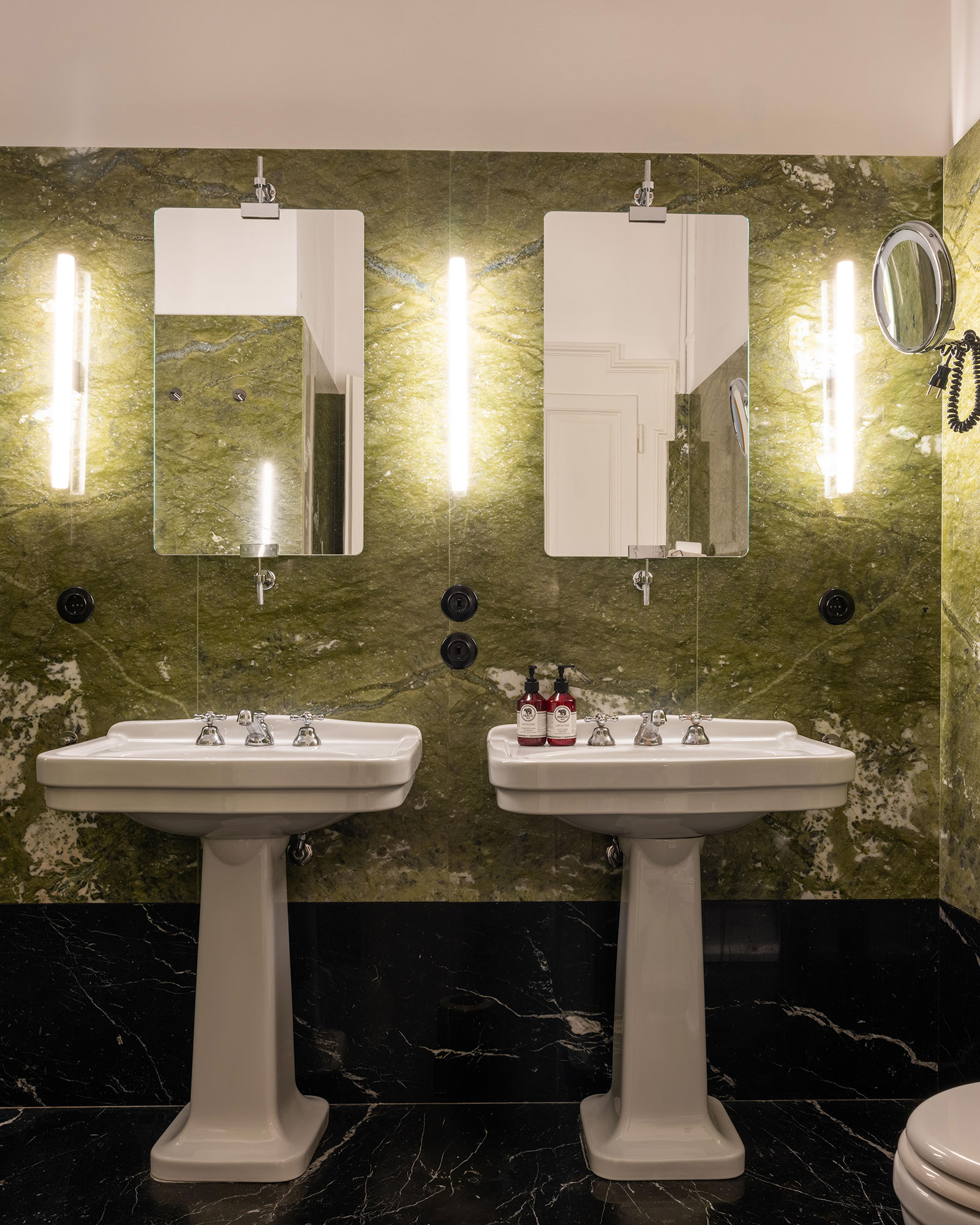 the-apartment_apartment_milan-italy_interior-bath-room.jpg