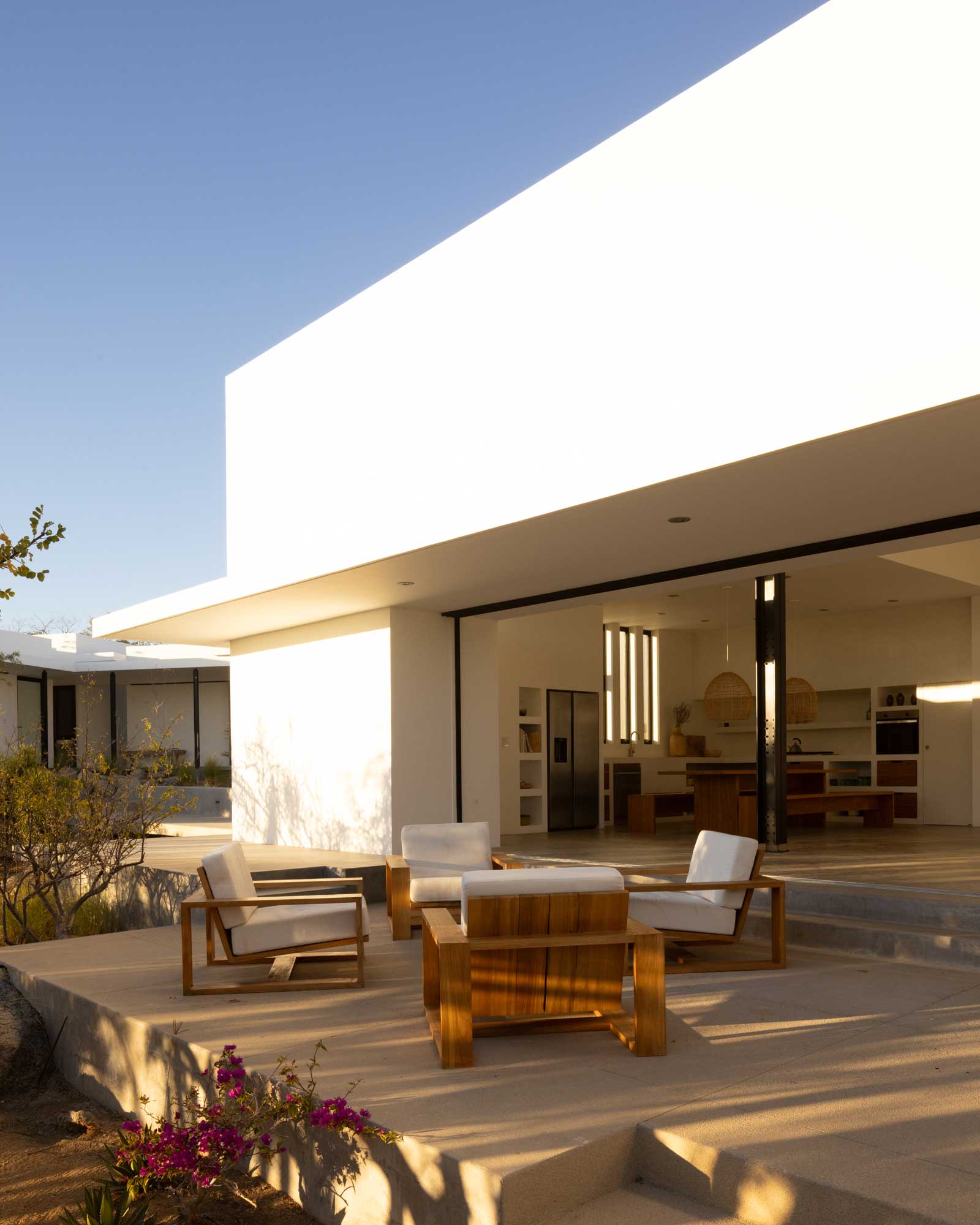 los-zacatitos-byboutique_villa_baja-california-sur-mexico_exterior-terrace.jpg