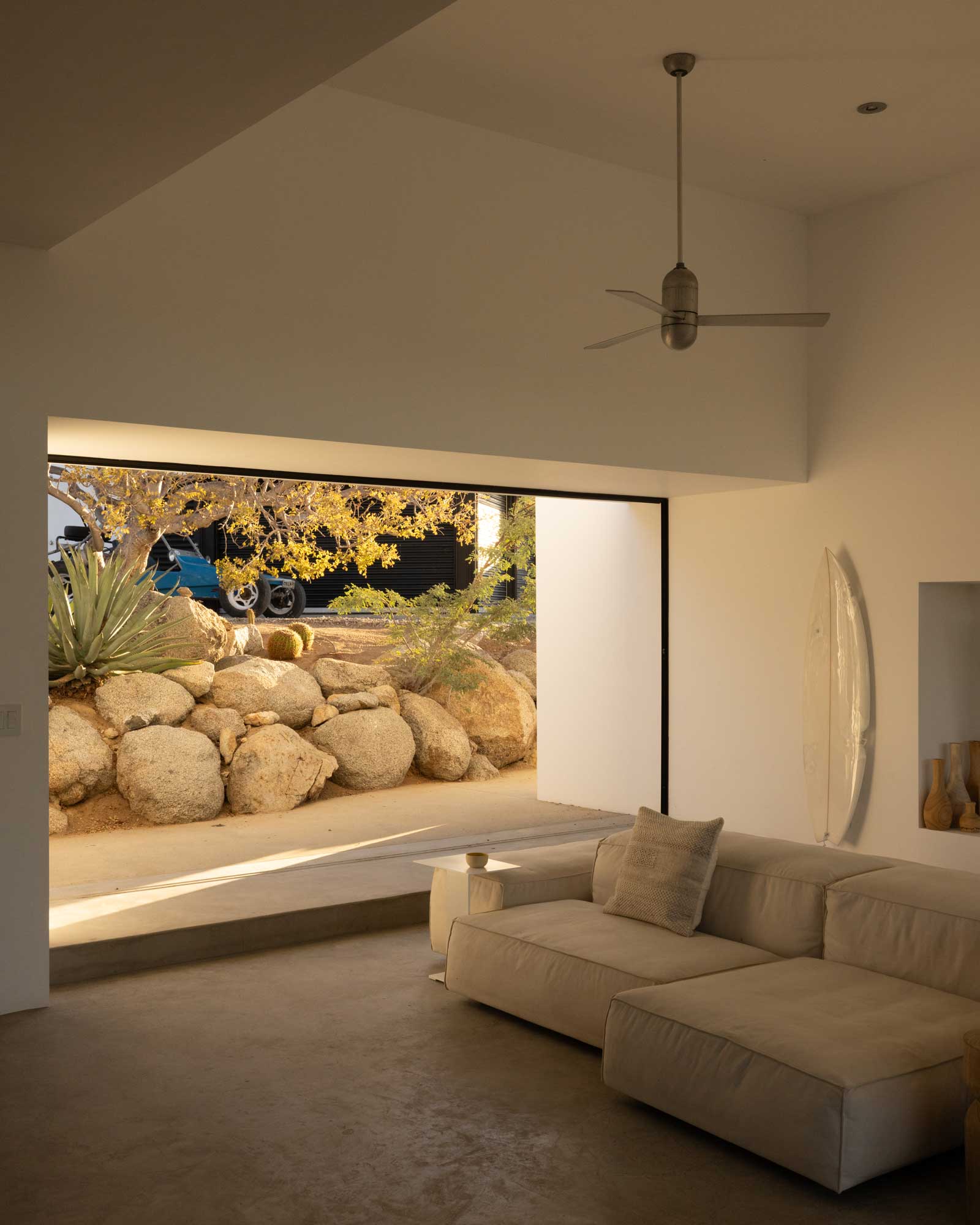 los-zacatitos-byboutique_villa_baja-california-sur-mexico_interior-living-room.jpg