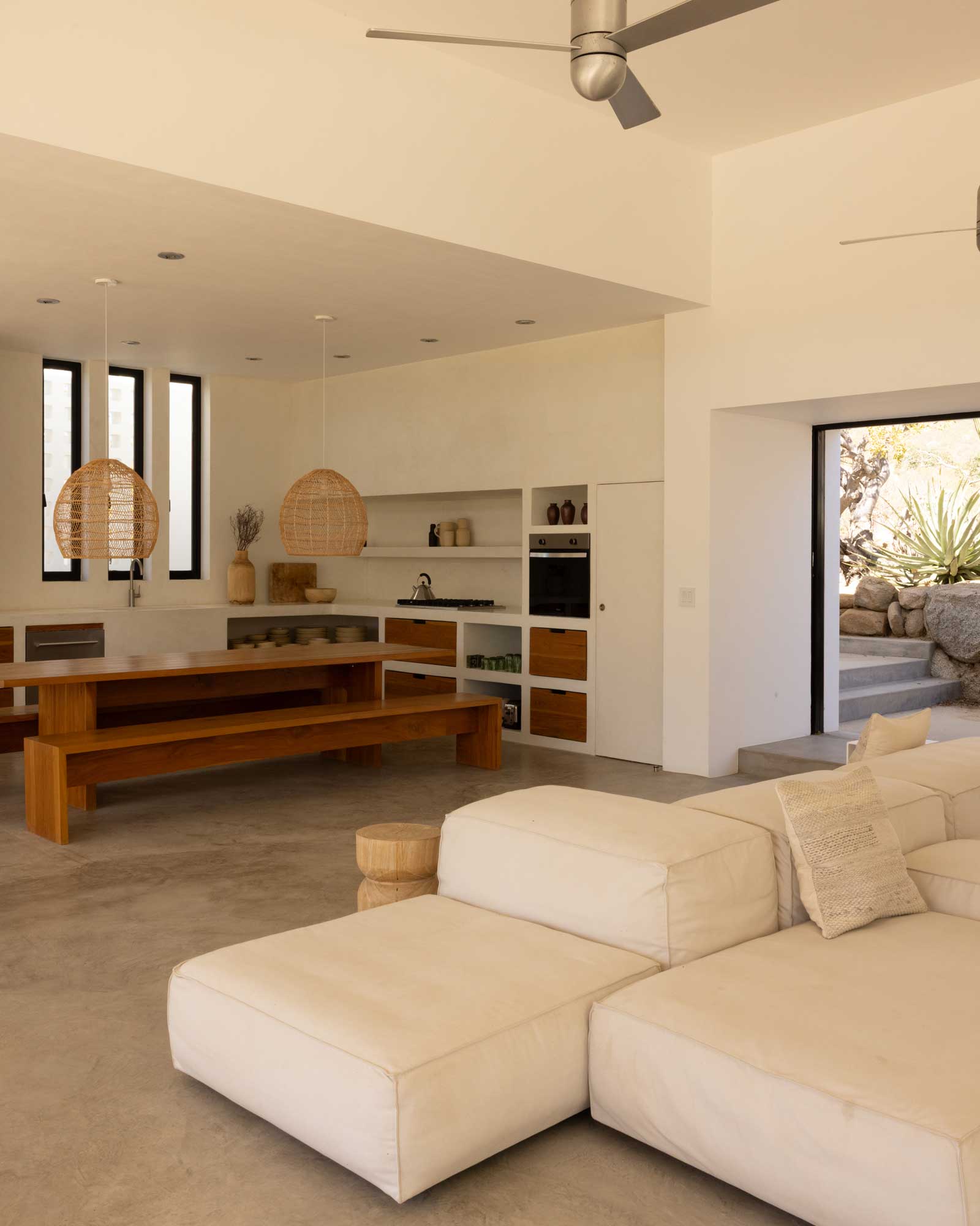 los-zacatitos-byboutique_villa_baja-california-sur-mexico_interior-living-room-design.jpg