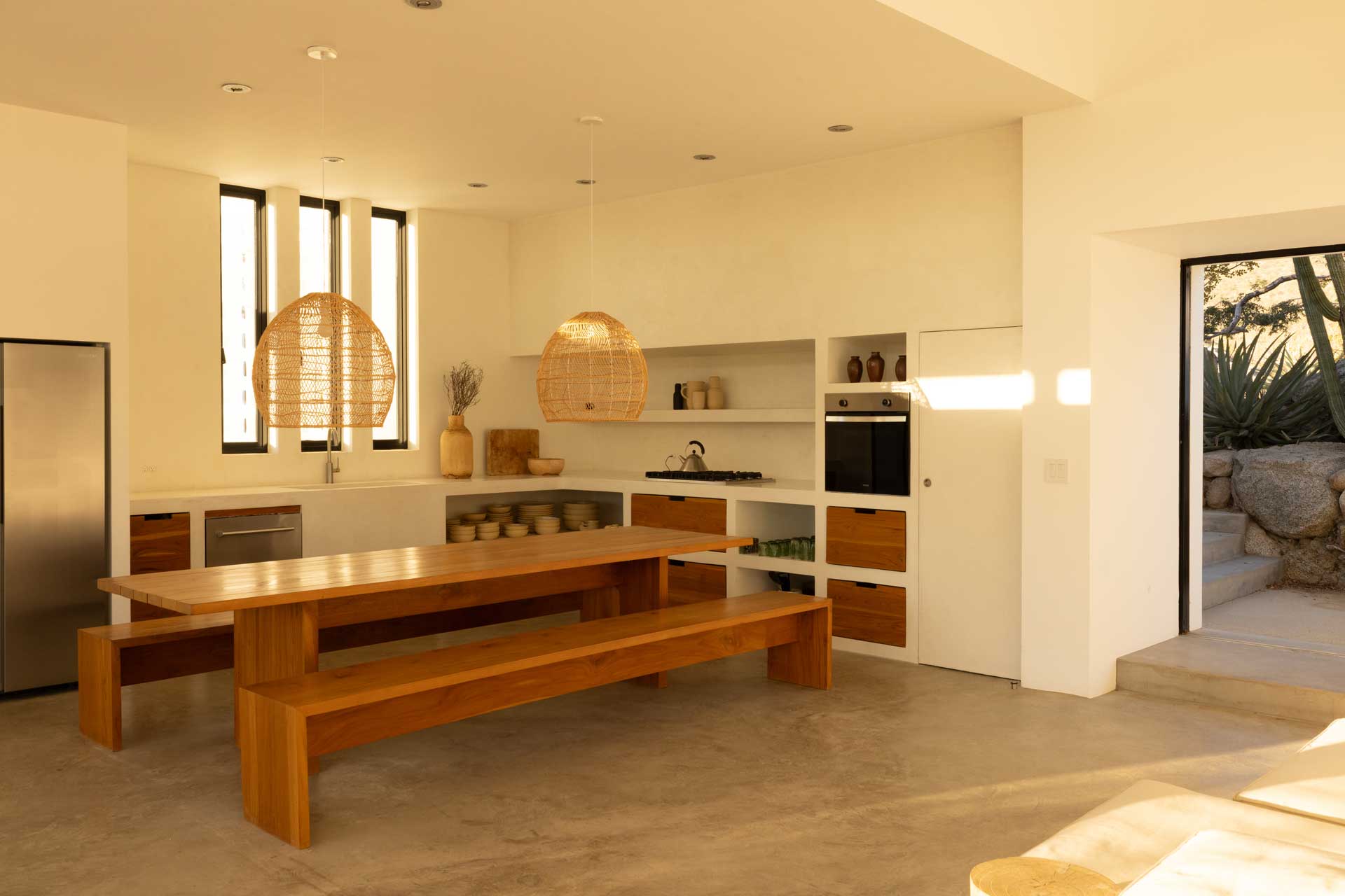 los-zacatitos-byboutique_villa_baja-california-sur-mexico_interior-table.jpg