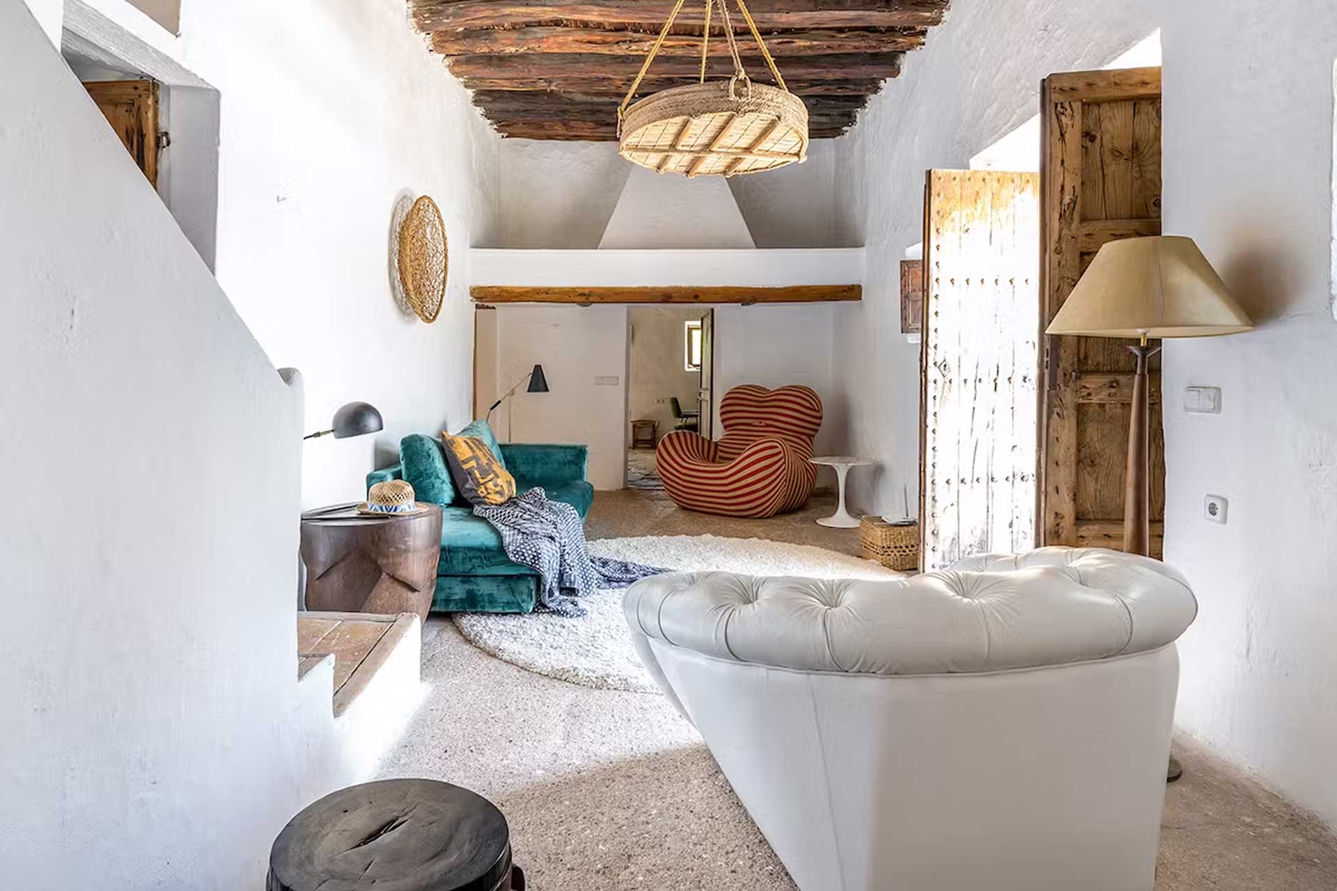the-finca-at-san-vicente_farmhouse_Balearic-Islands-spain_interior-living-room.jpg