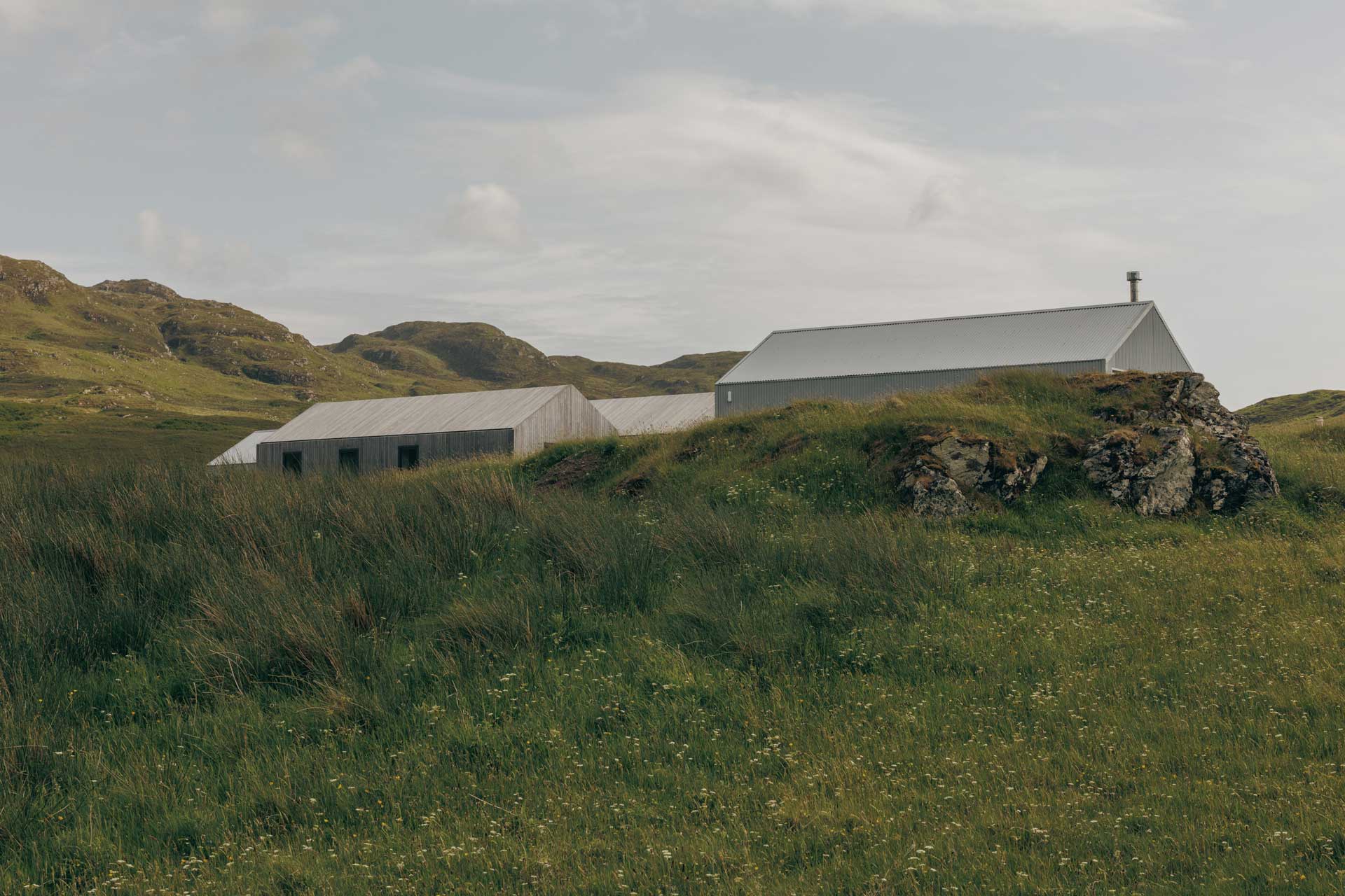 glasan_cabin_scotland-uk_exterior-design.jpg