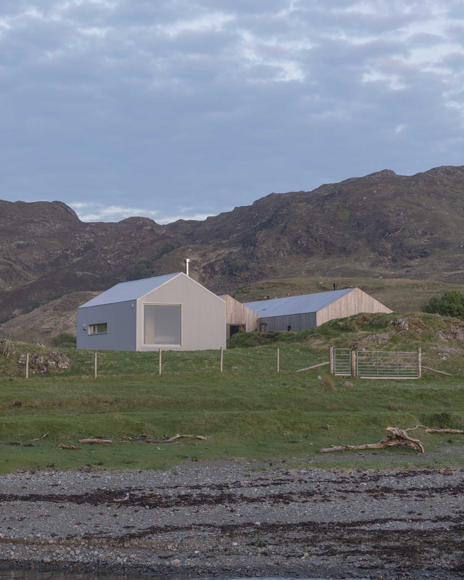 glasan_cabin_scotland-uk_exterior-facade-design.jpg