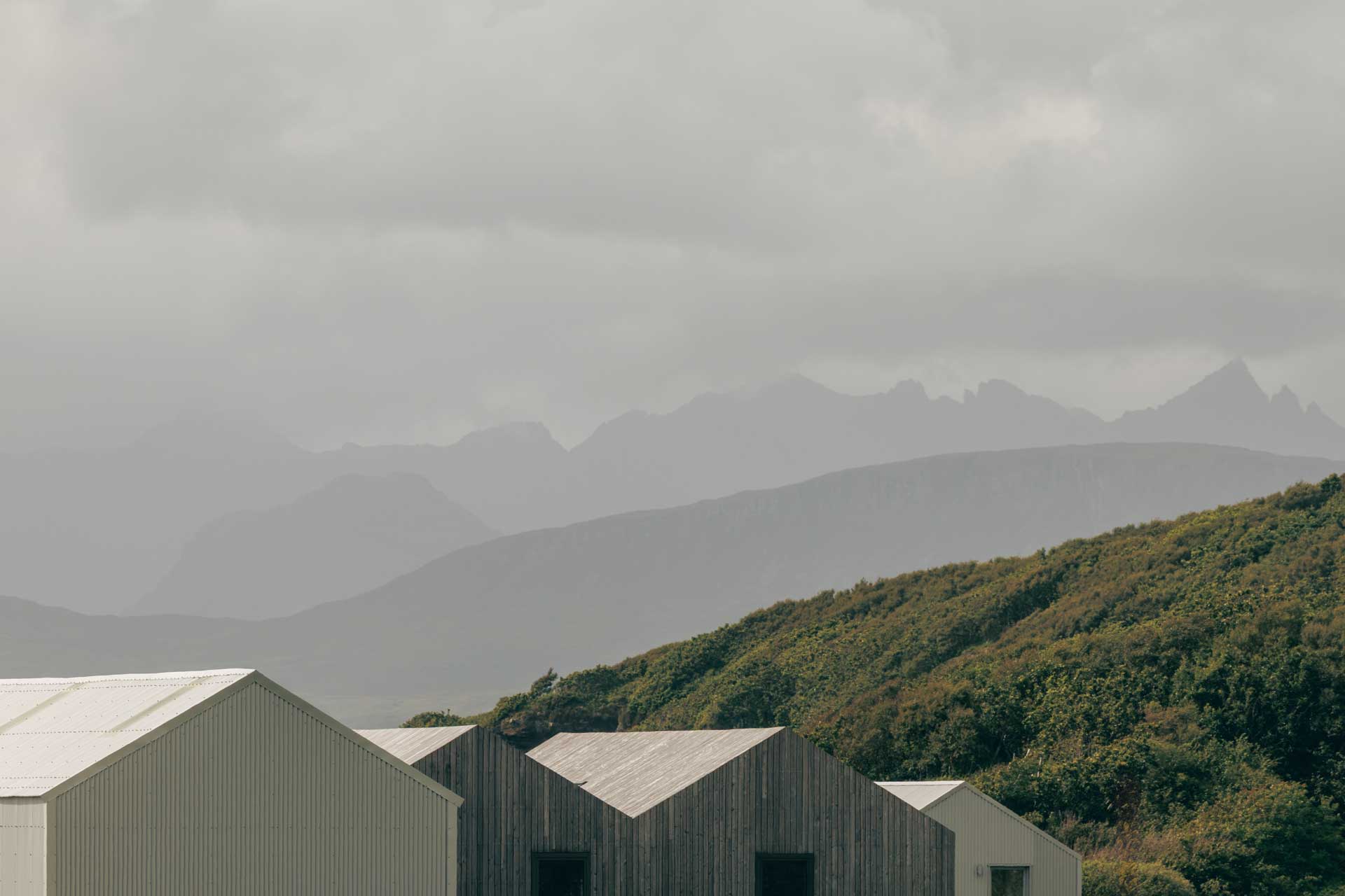glasan_cabin_scotland-uk_exterior-view.jpg
